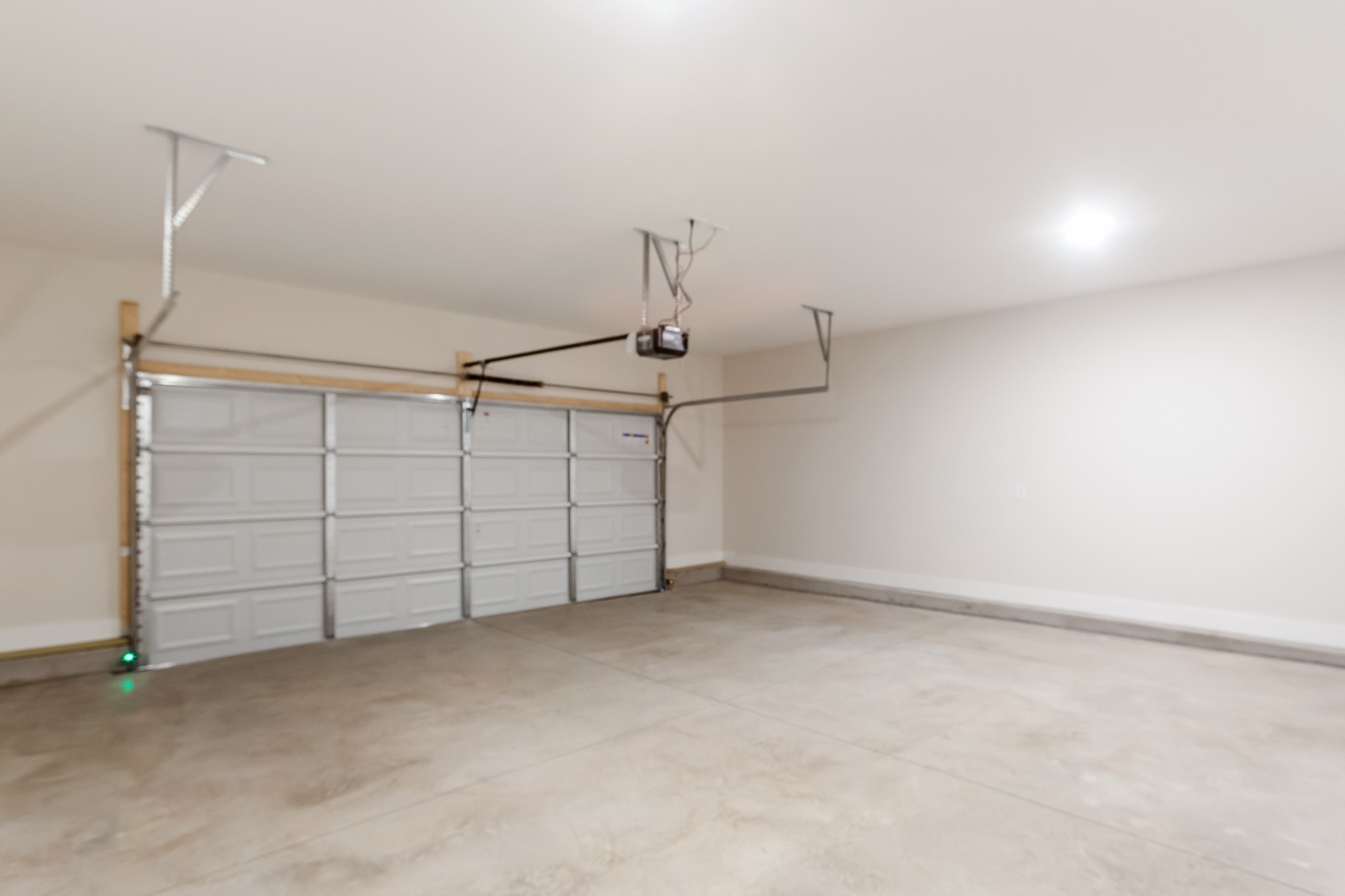 323 Jasmine Park Property Photo 29