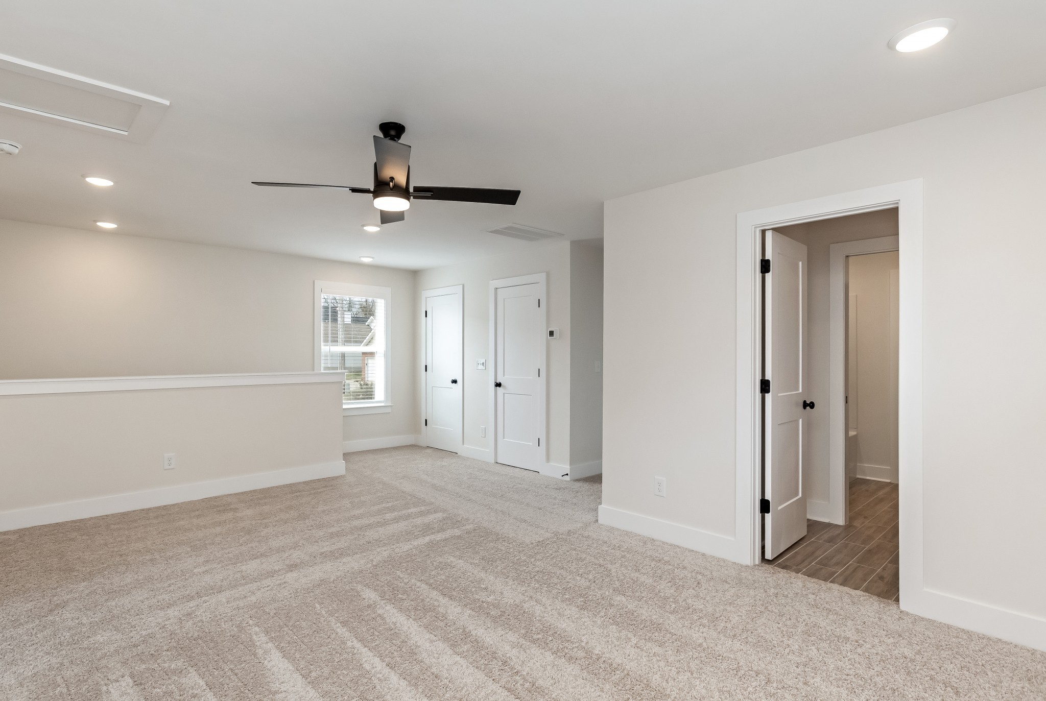 313 Jasmine Park Property Photo 22