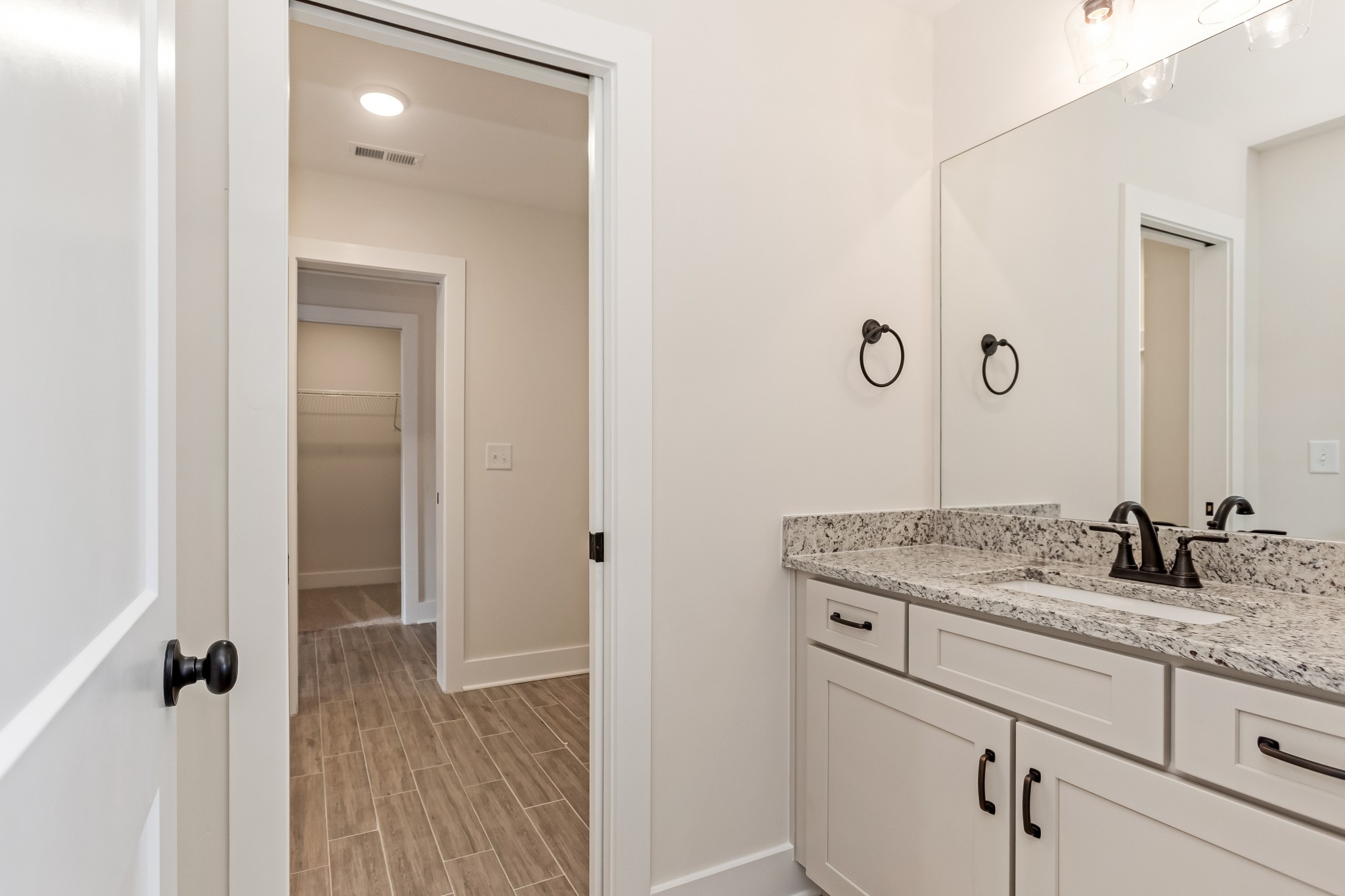 313 Jasmine Park Property Photo 23