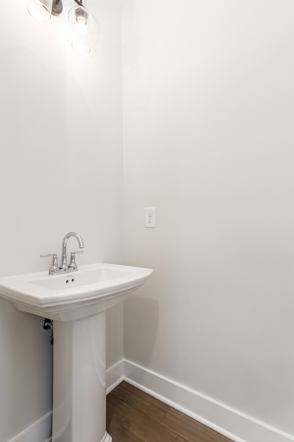 327 Jasmine Park Property Photo 12