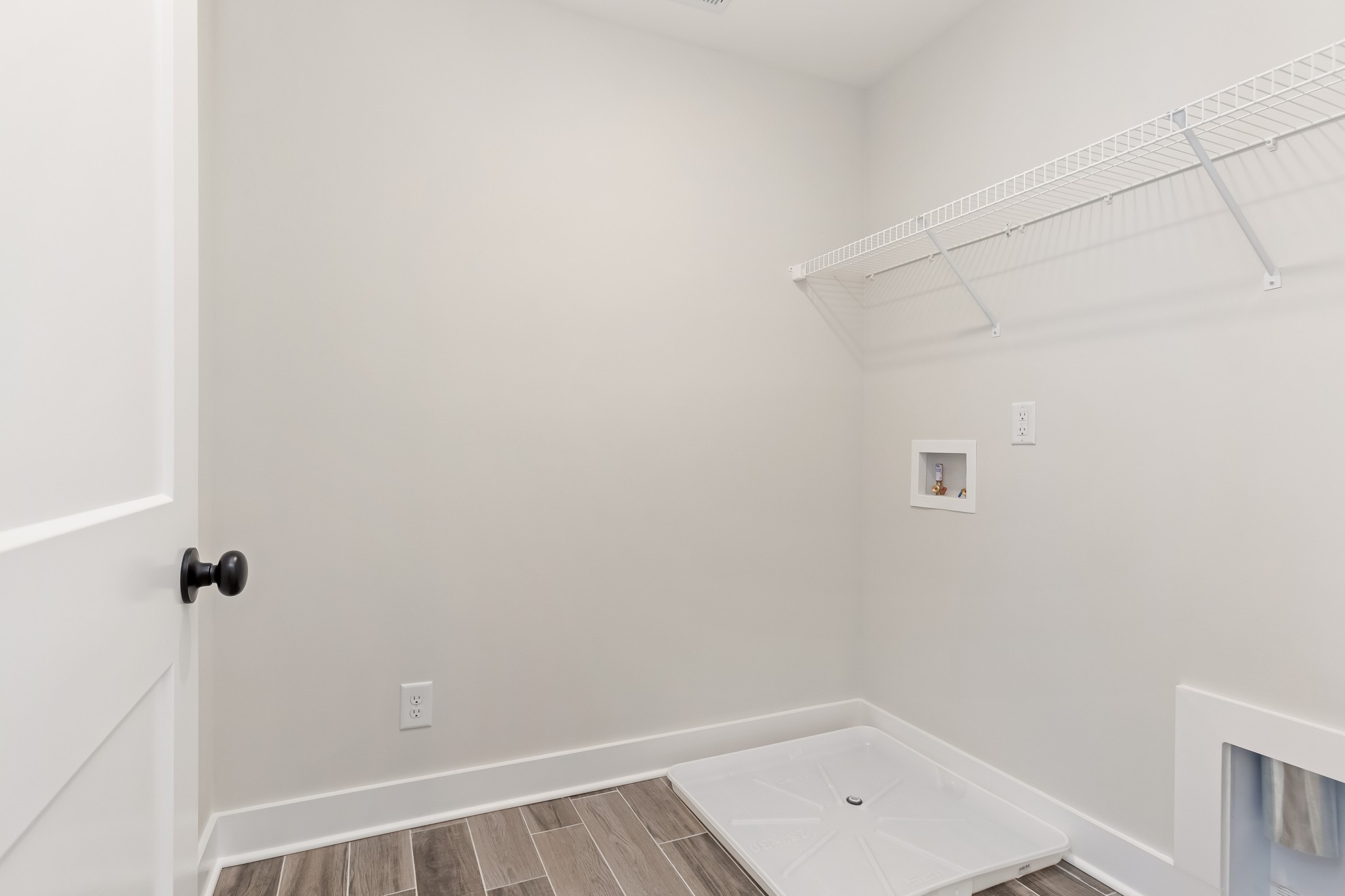 327 Jasmine Park Property Photo 20
