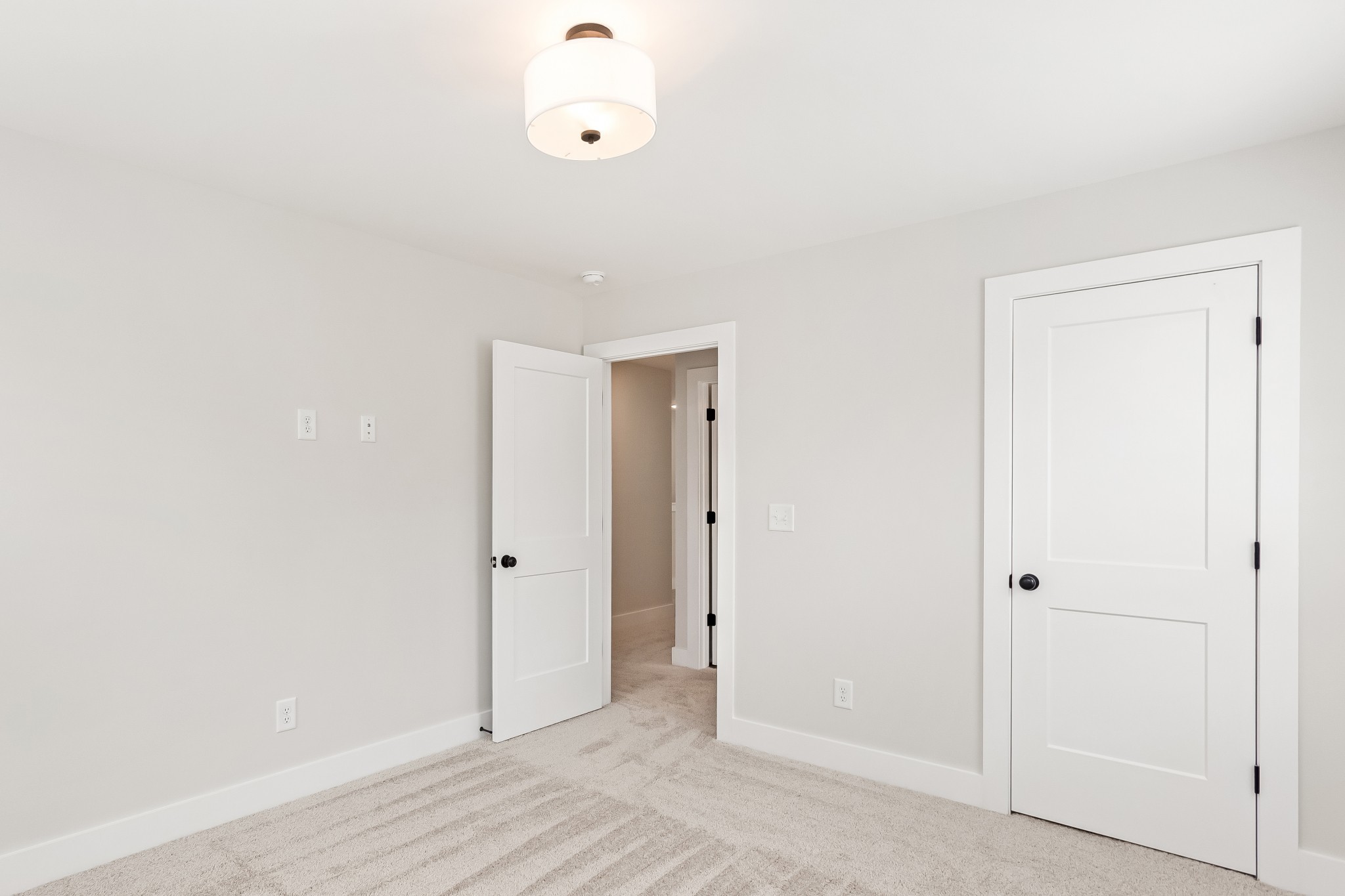 327 Jasmine Park Property Photo 23