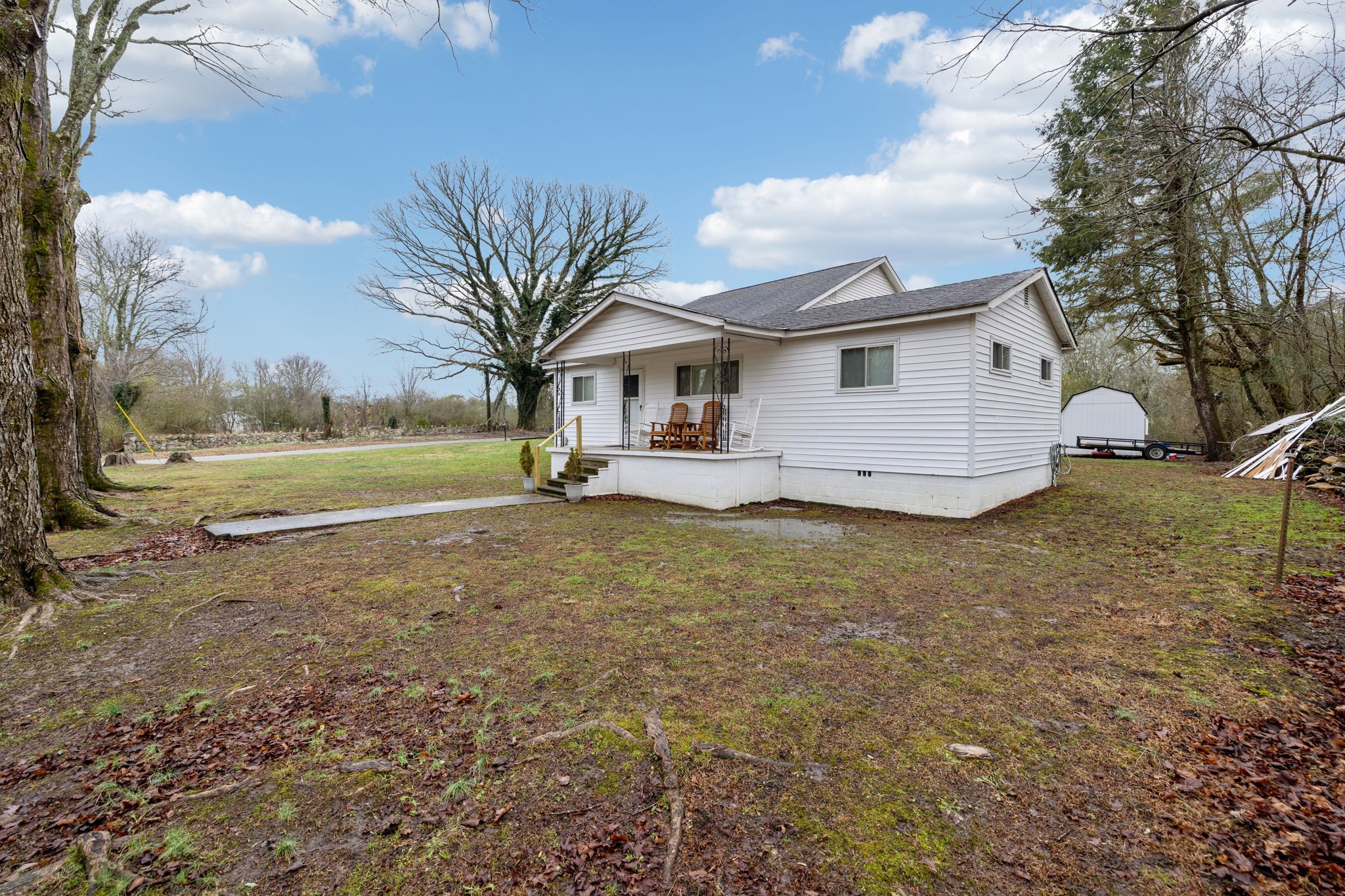 163 1st St Property Photo 5