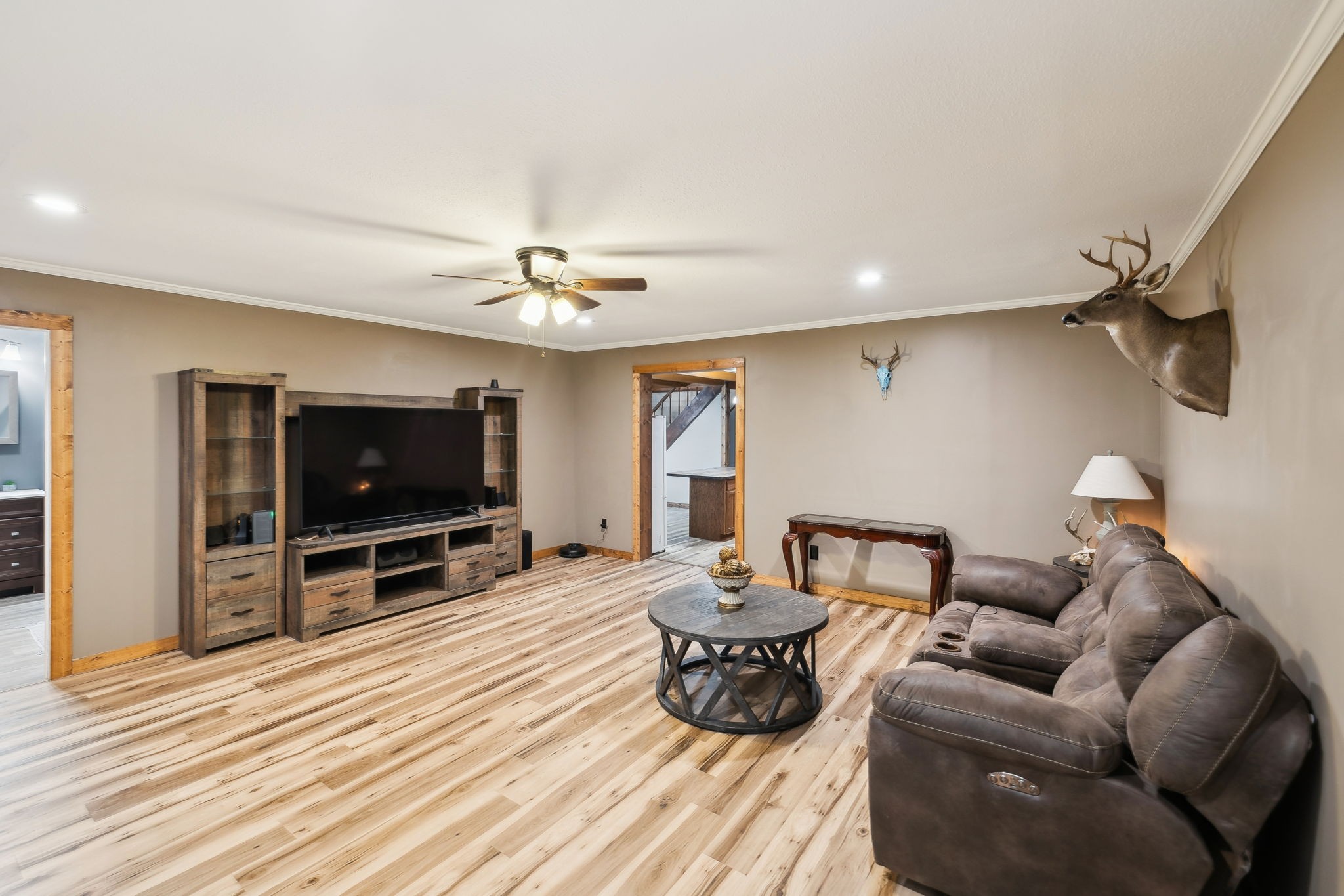163 1st St Property Photo 27