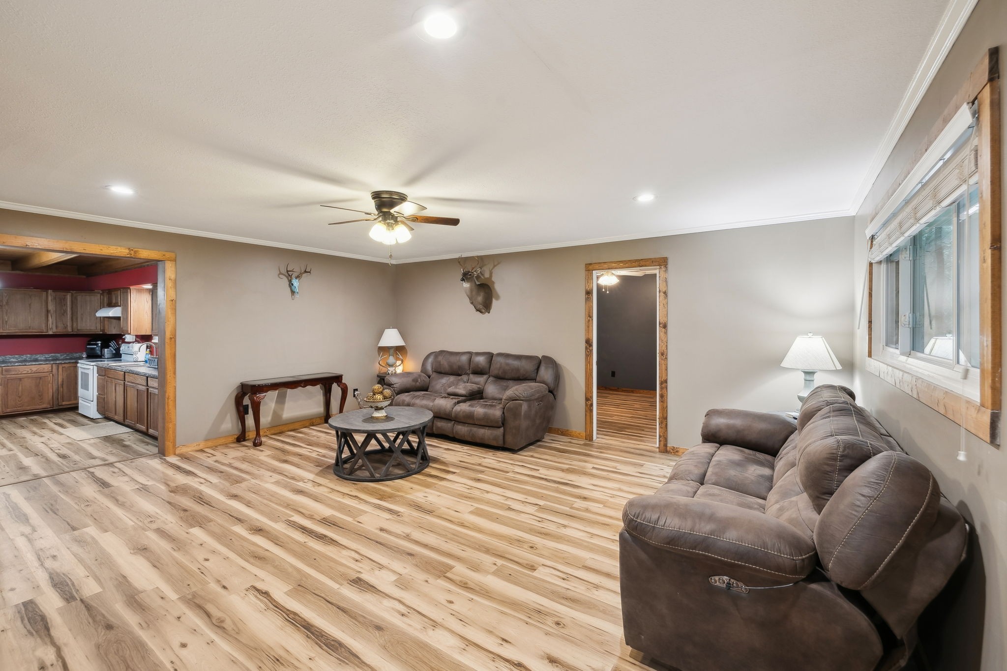 163 1st St Property Photo 28