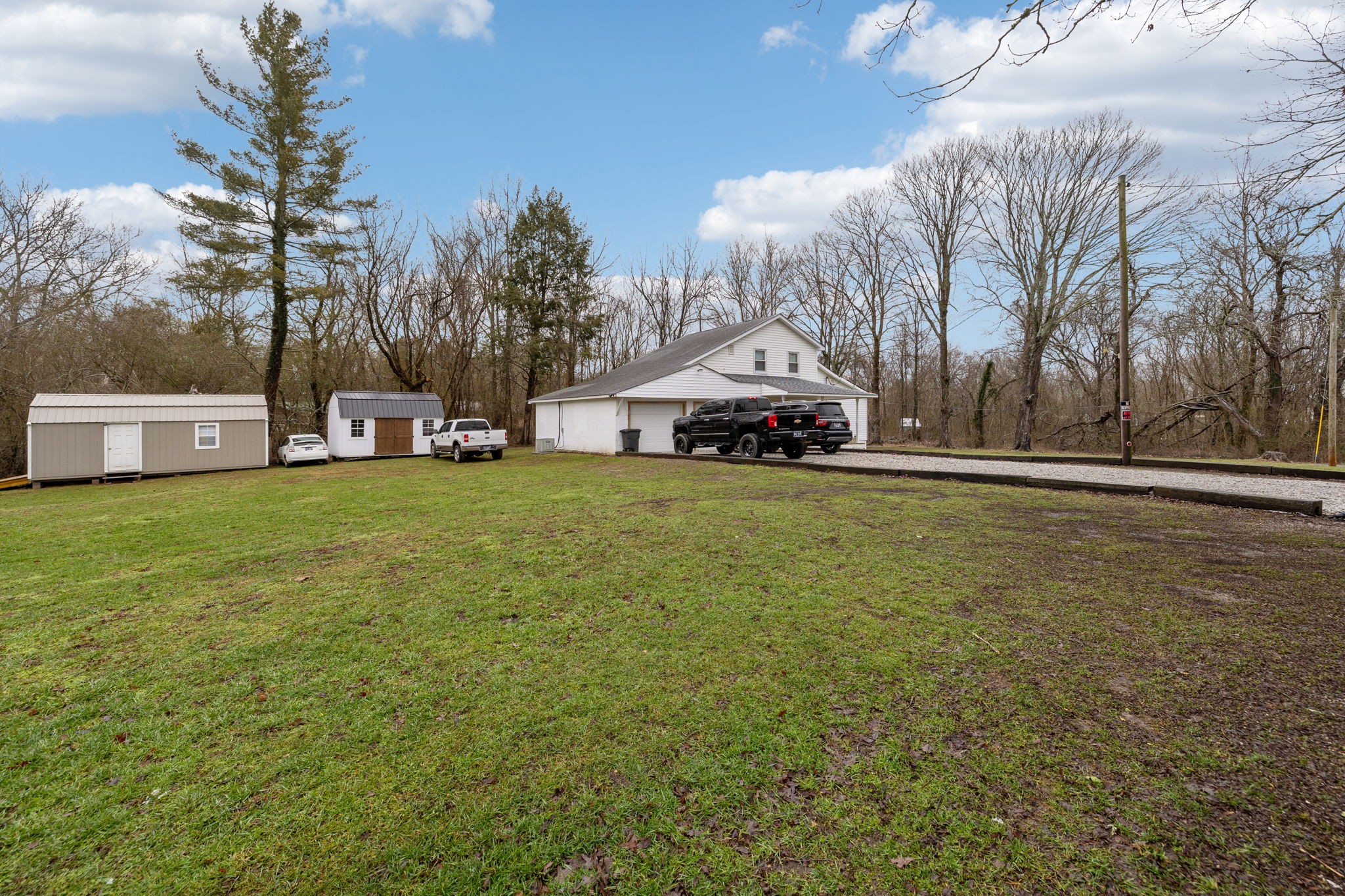 163 1st St Property Photo 55