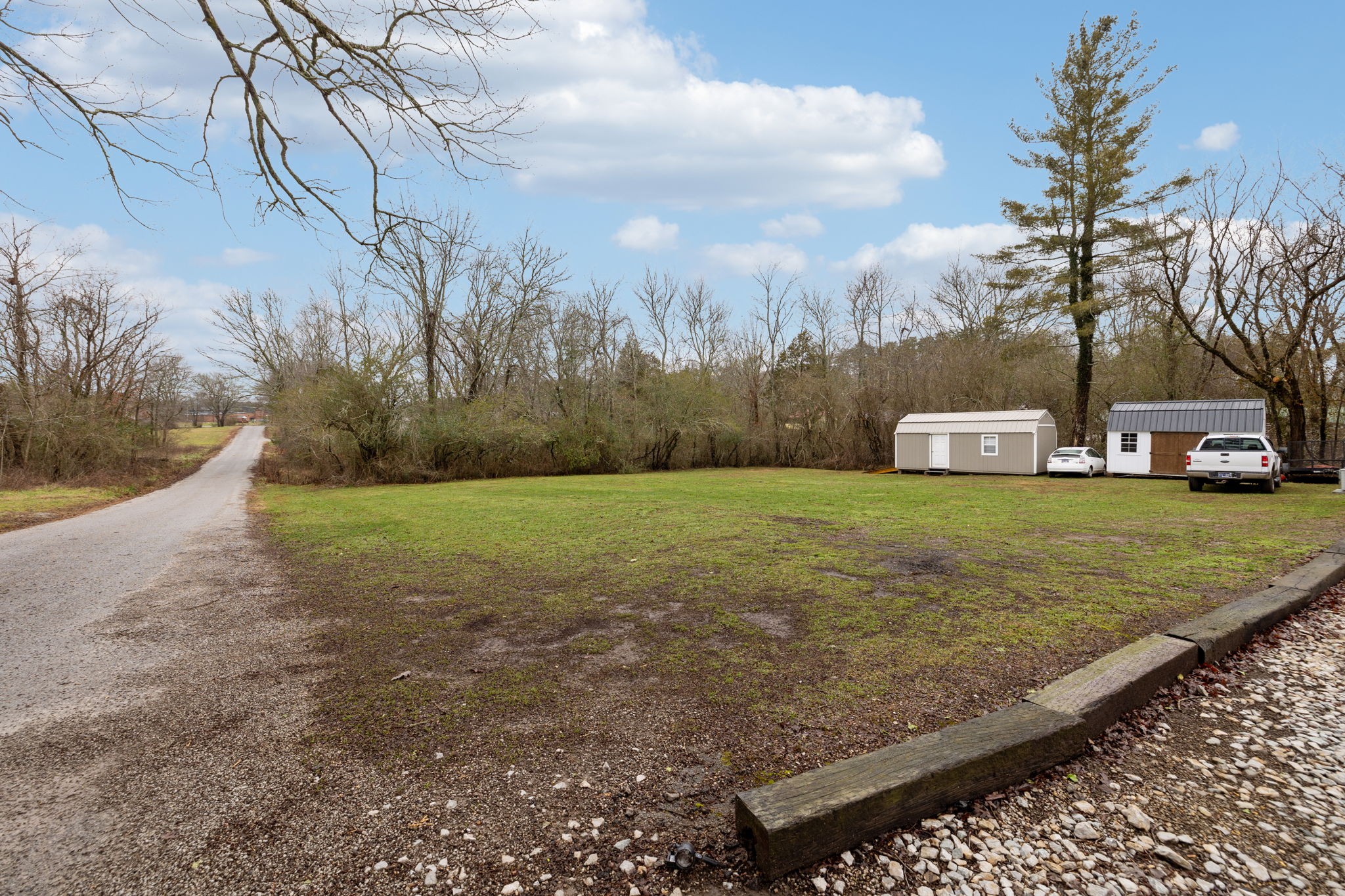 163 1st St Property Photo 56