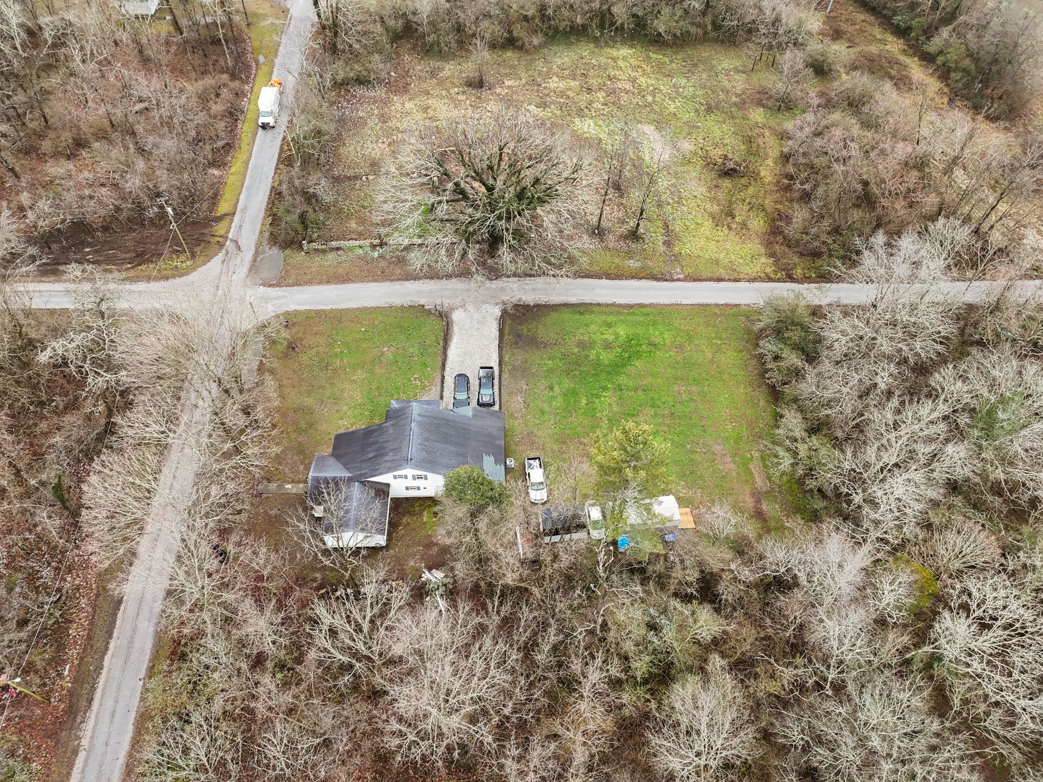 163 1st St Property Photo 63