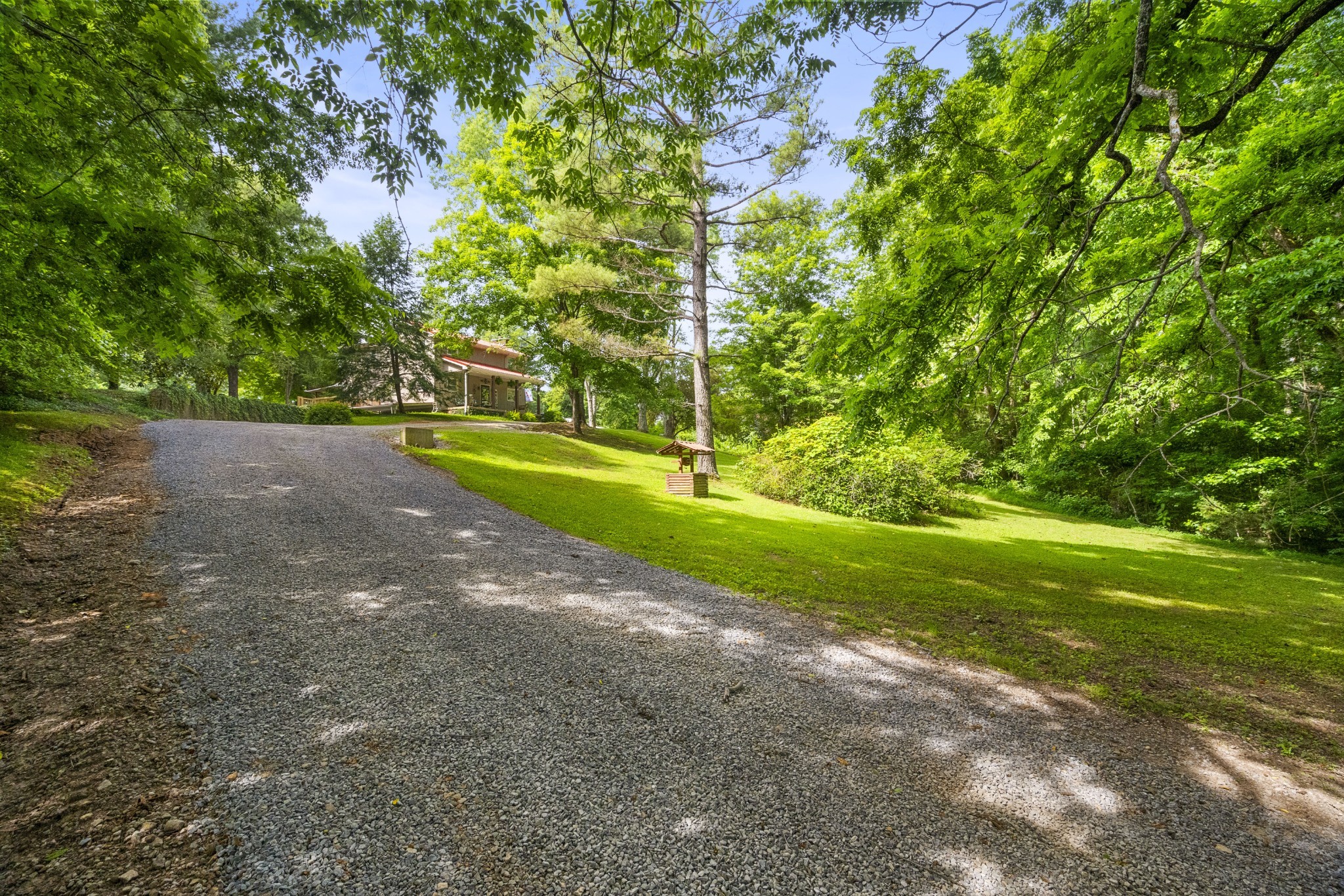 3828 Martins Chapel Rd Property Photo 8