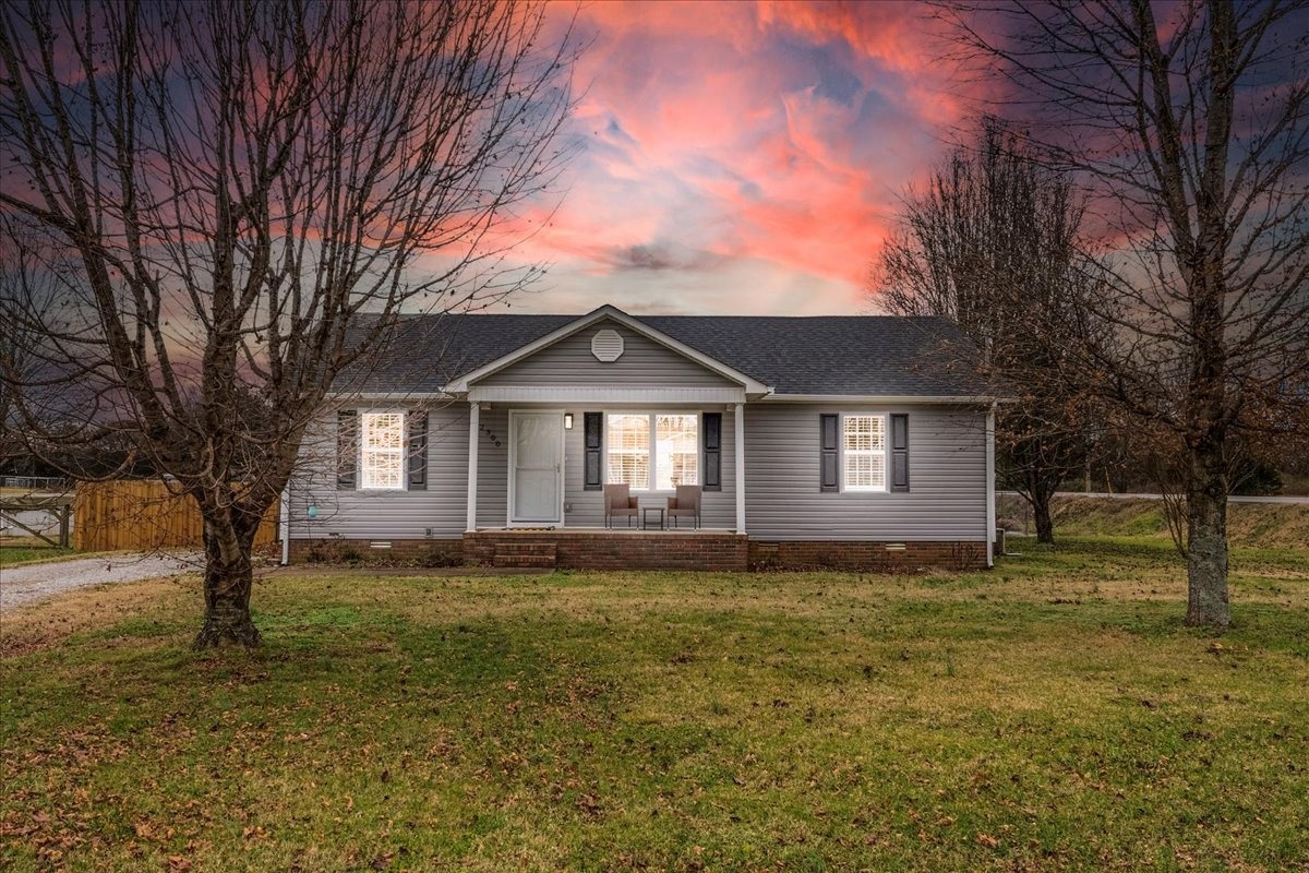 2300 Forrest Fields Dr Property Photo 2