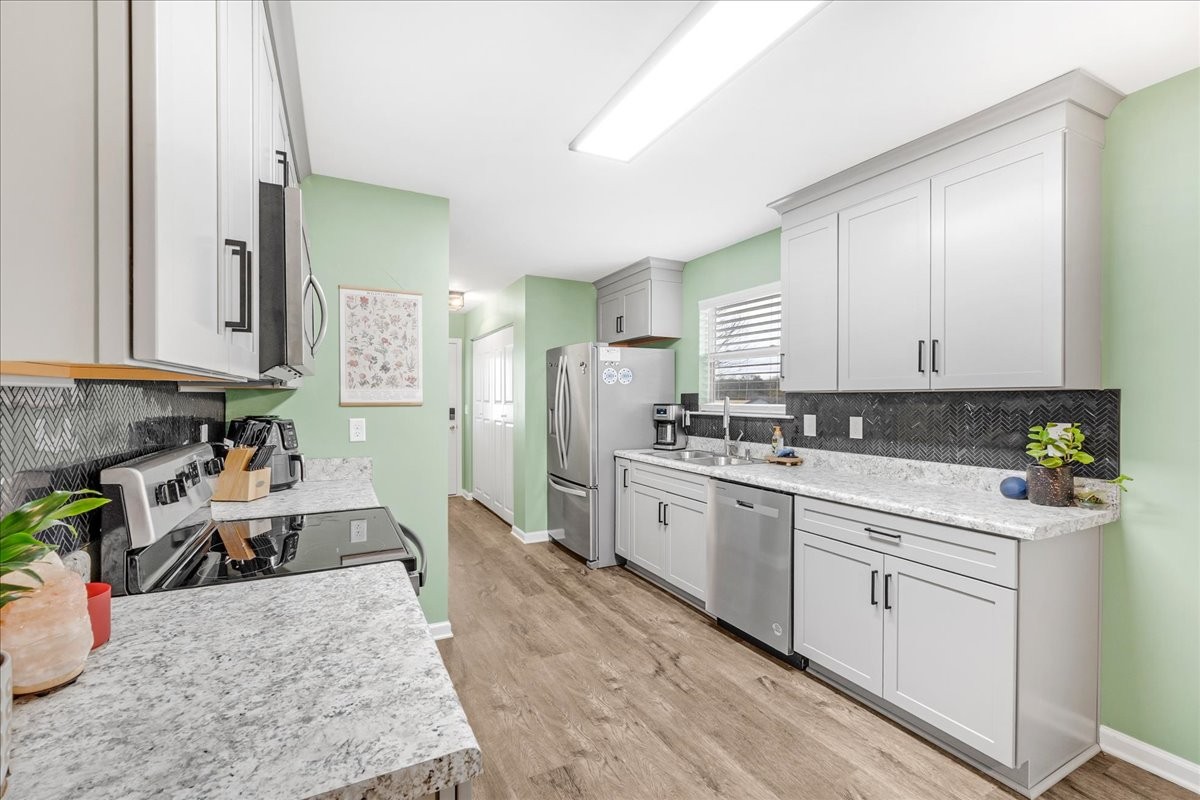 2300 Forrest Fields Dr Property Photo 14