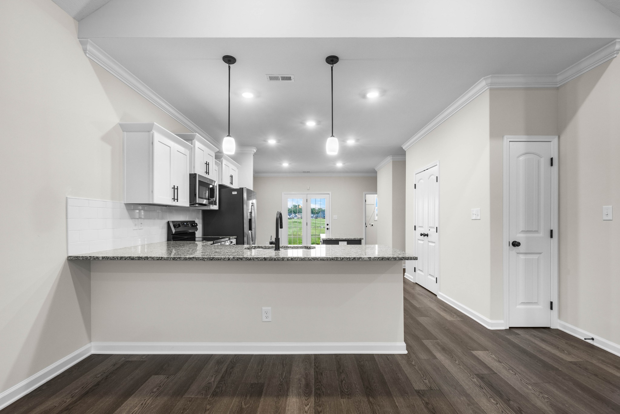 631 Wespanee Way Property Photo 12