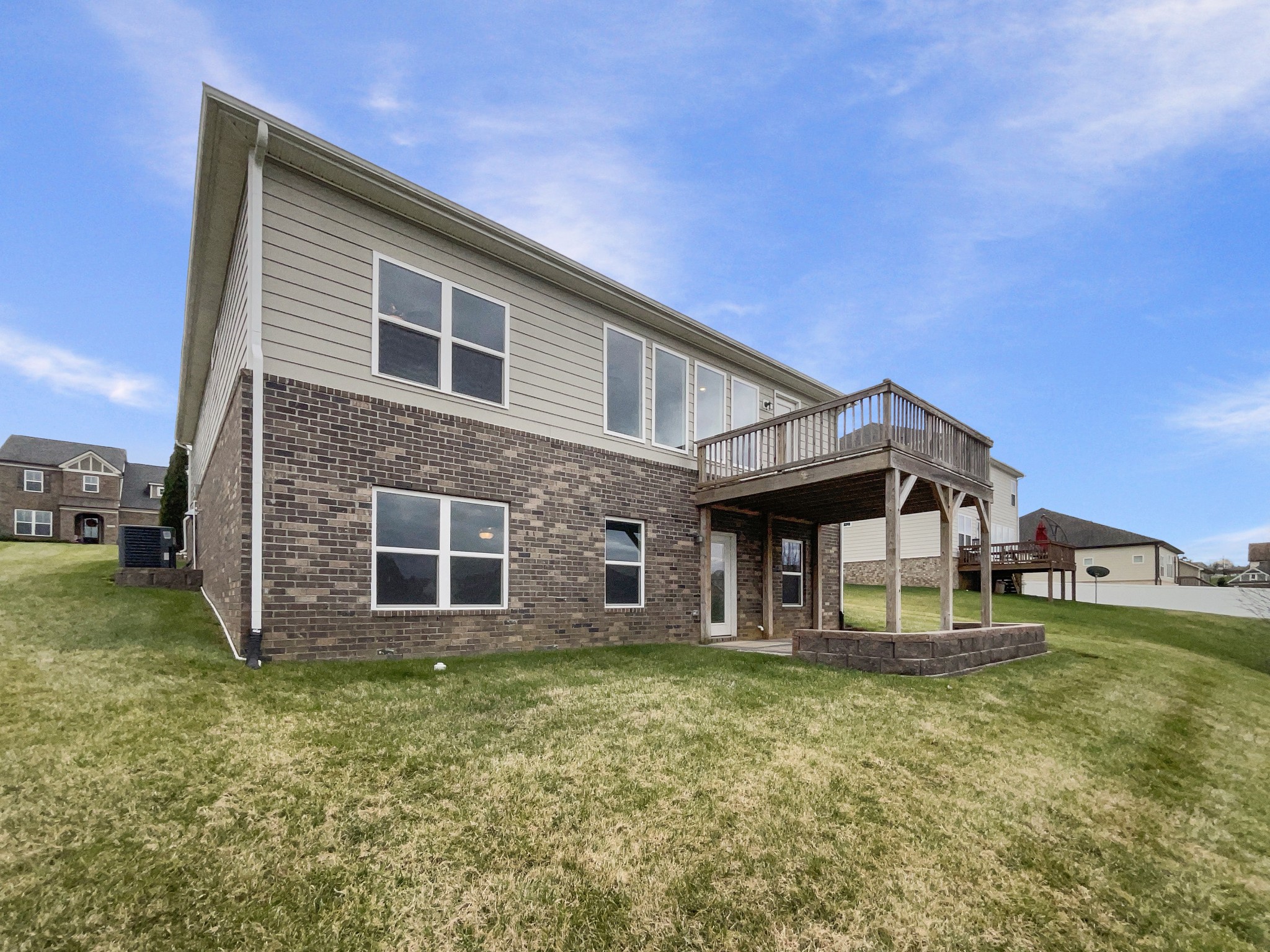 2717 Nottingham Dr Property Photo 8