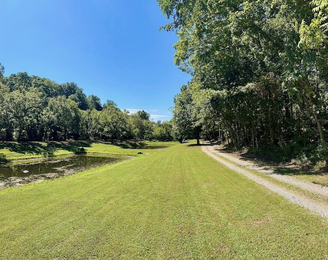 4045 Lake Rd Property Photo 5
