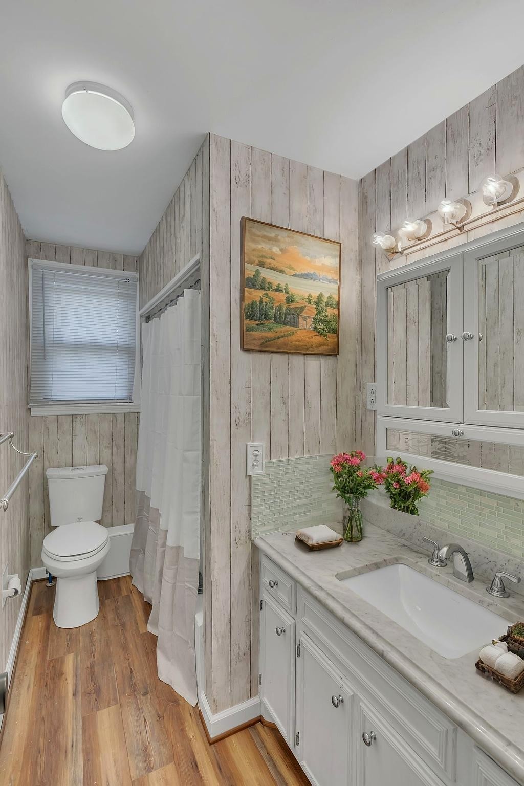 645 Lakeview Cir Property Photo 12