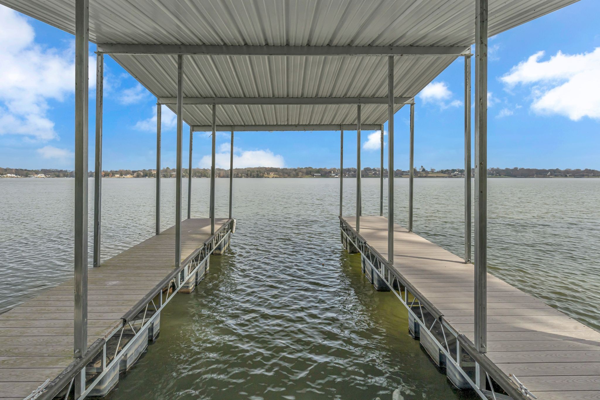 645 Lakeview Cir Property Photo 16
