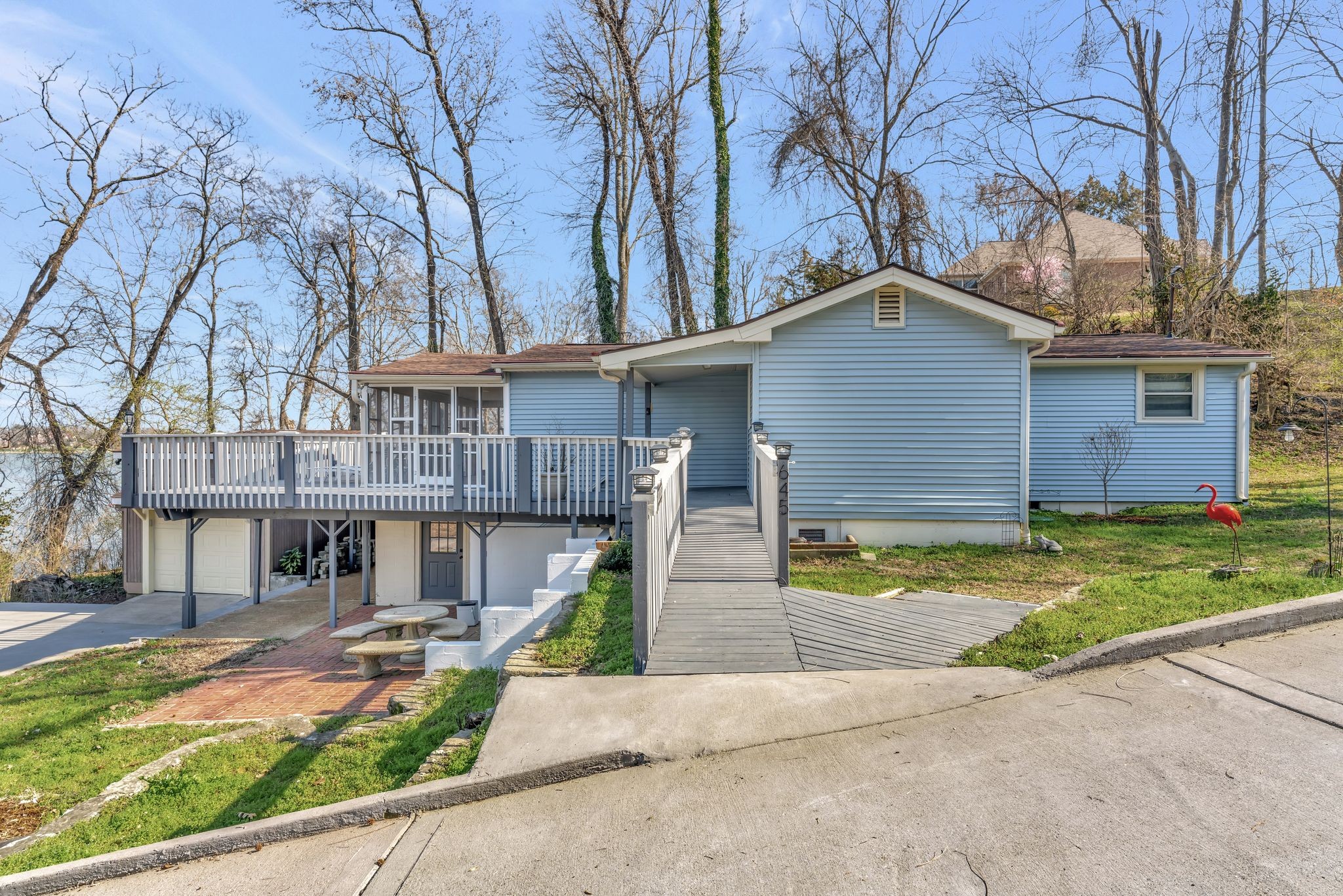 645 Lakeview Cir Property Photo 22