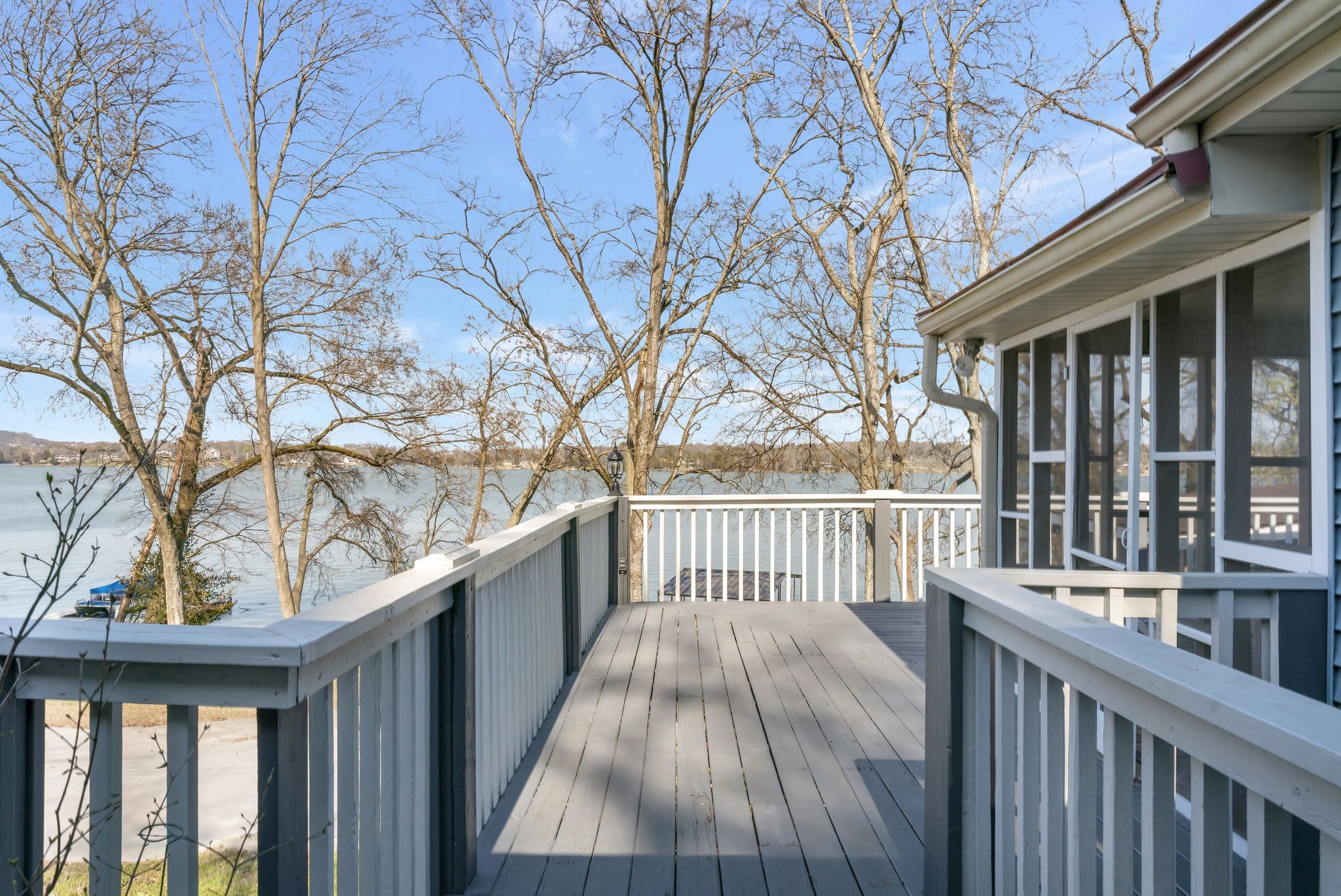 645 Lakeview Cir Property Photo 25