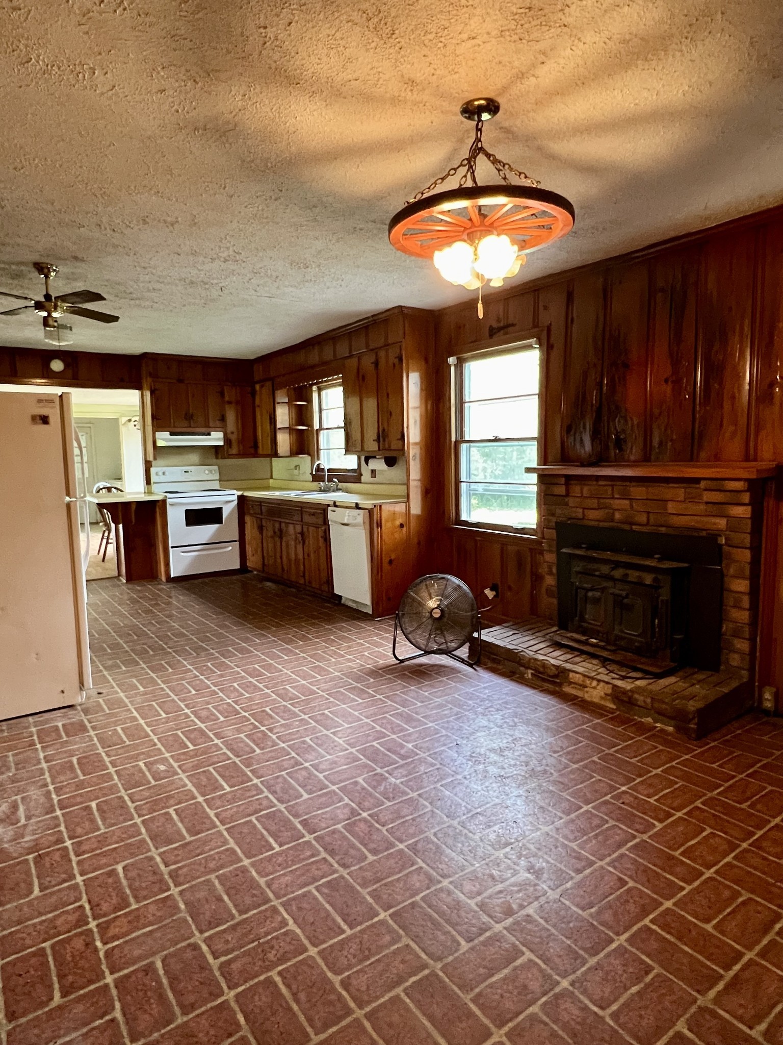 250 Chipman Rd Property Photo 18