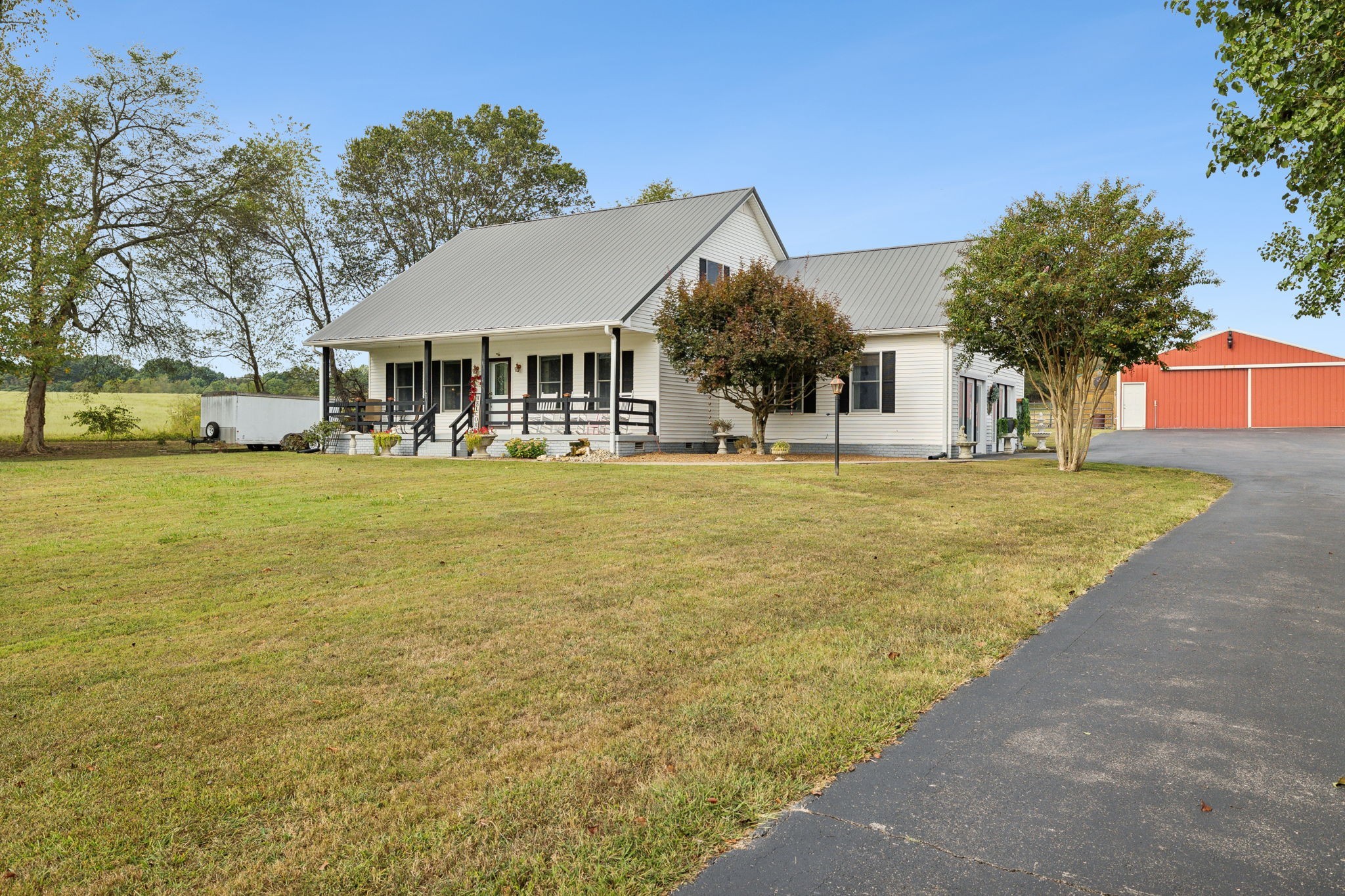 140 Harper Rd Property Photo 2