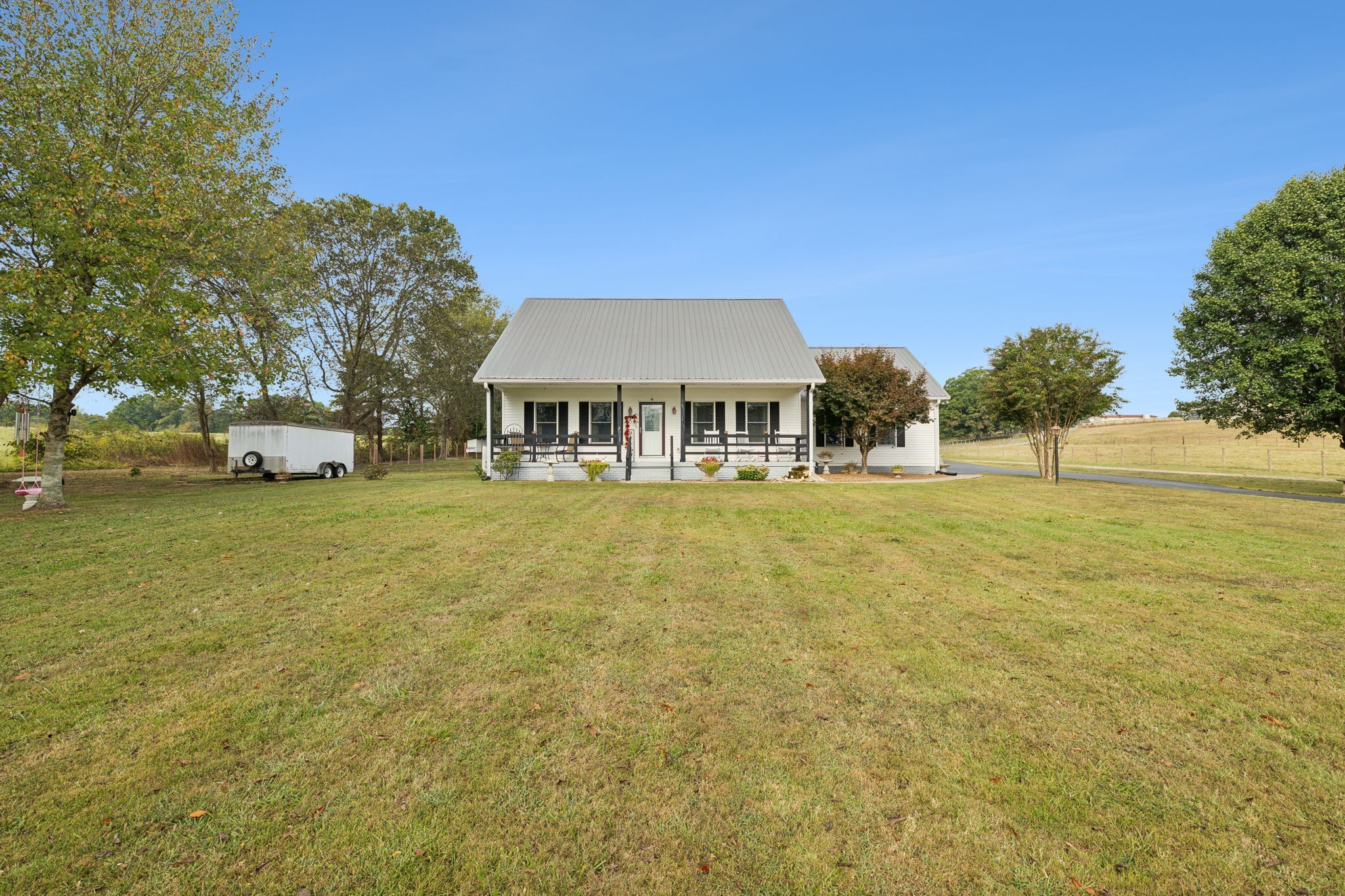 140 Harper Rd Property Photo 3