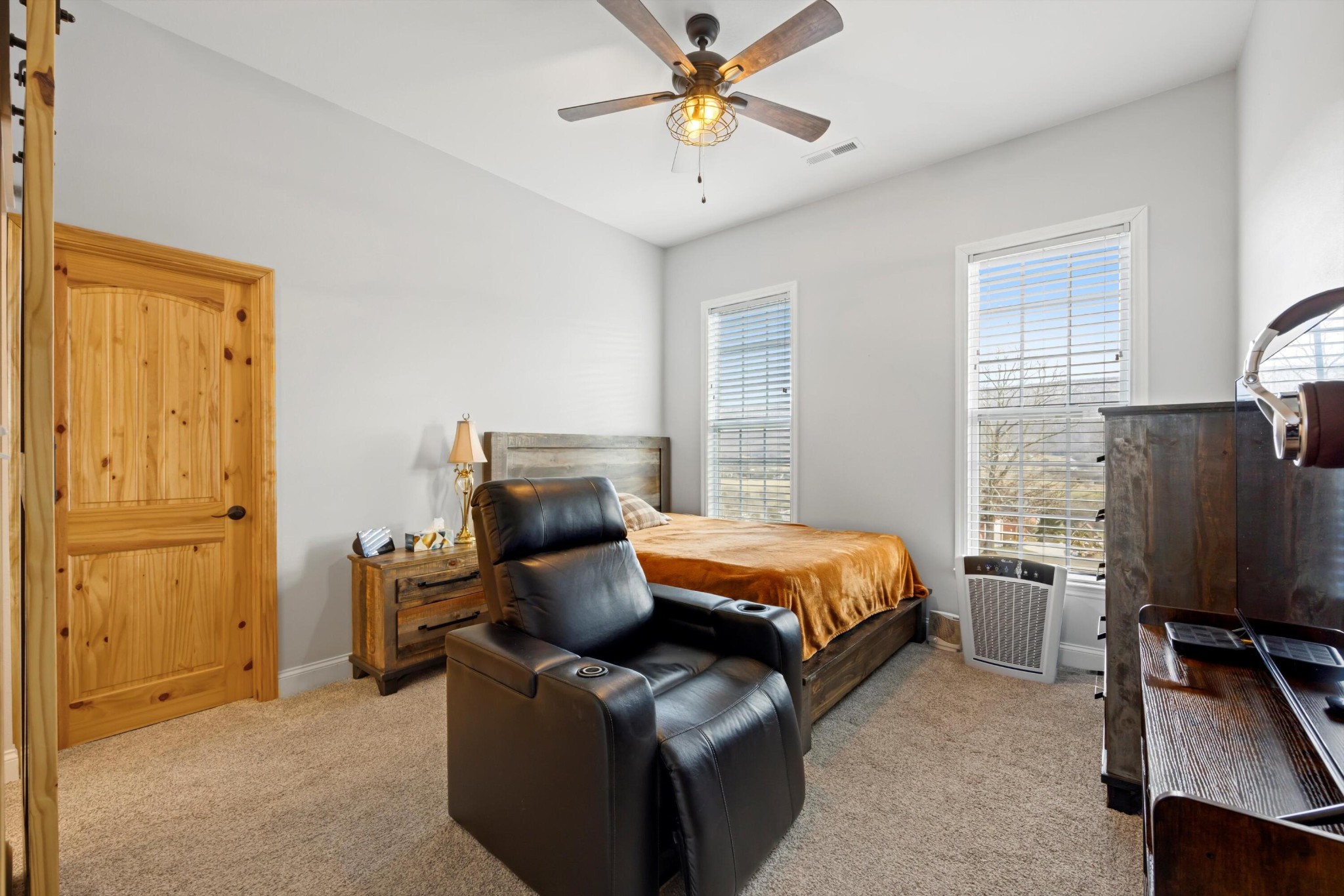 300 Skyhigh Drive Property Photo 38