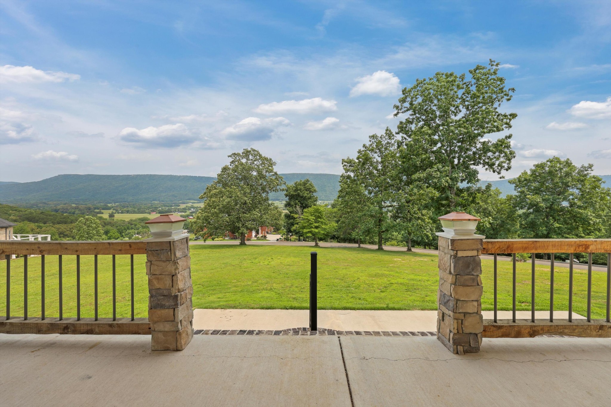 300 Skyhigh Drive Property Photo 50