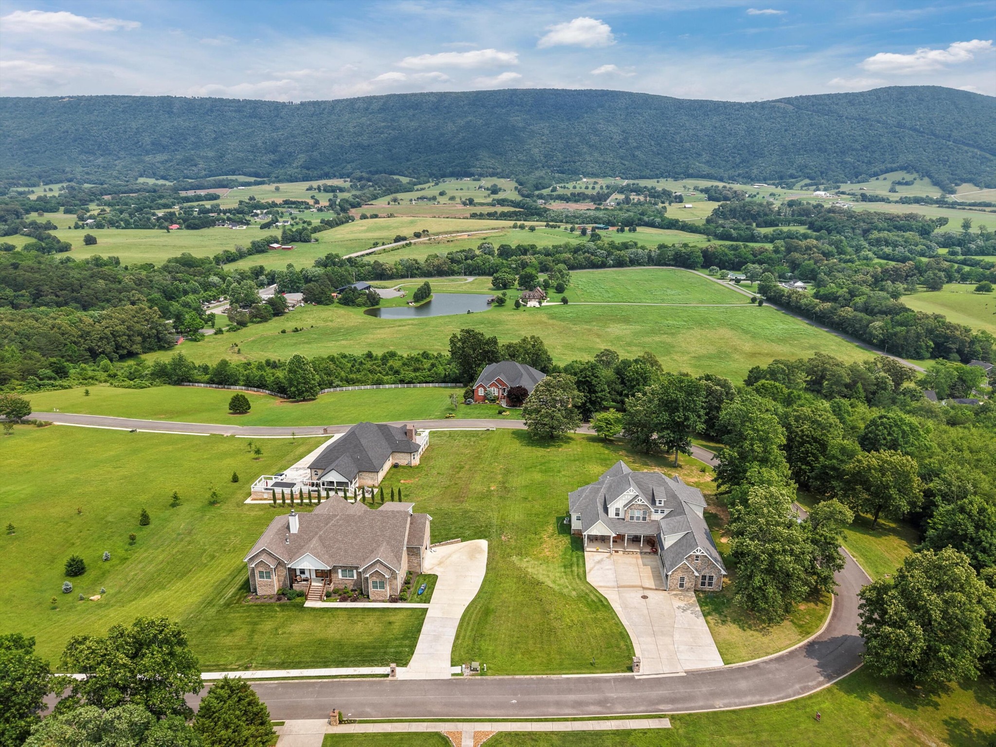 300 Skyhigh Drive Property Photo 64