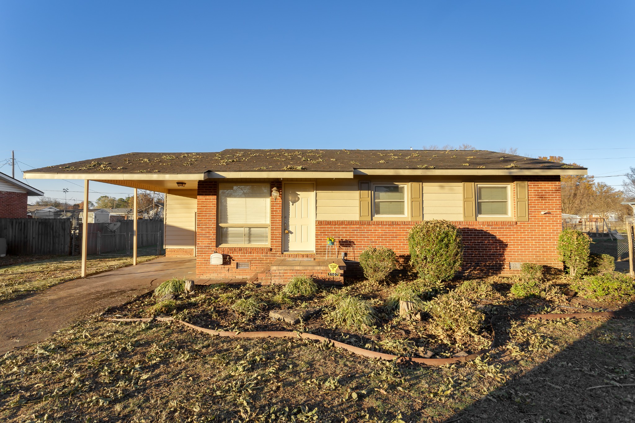 1107 Waverly Ave Property Photo 1