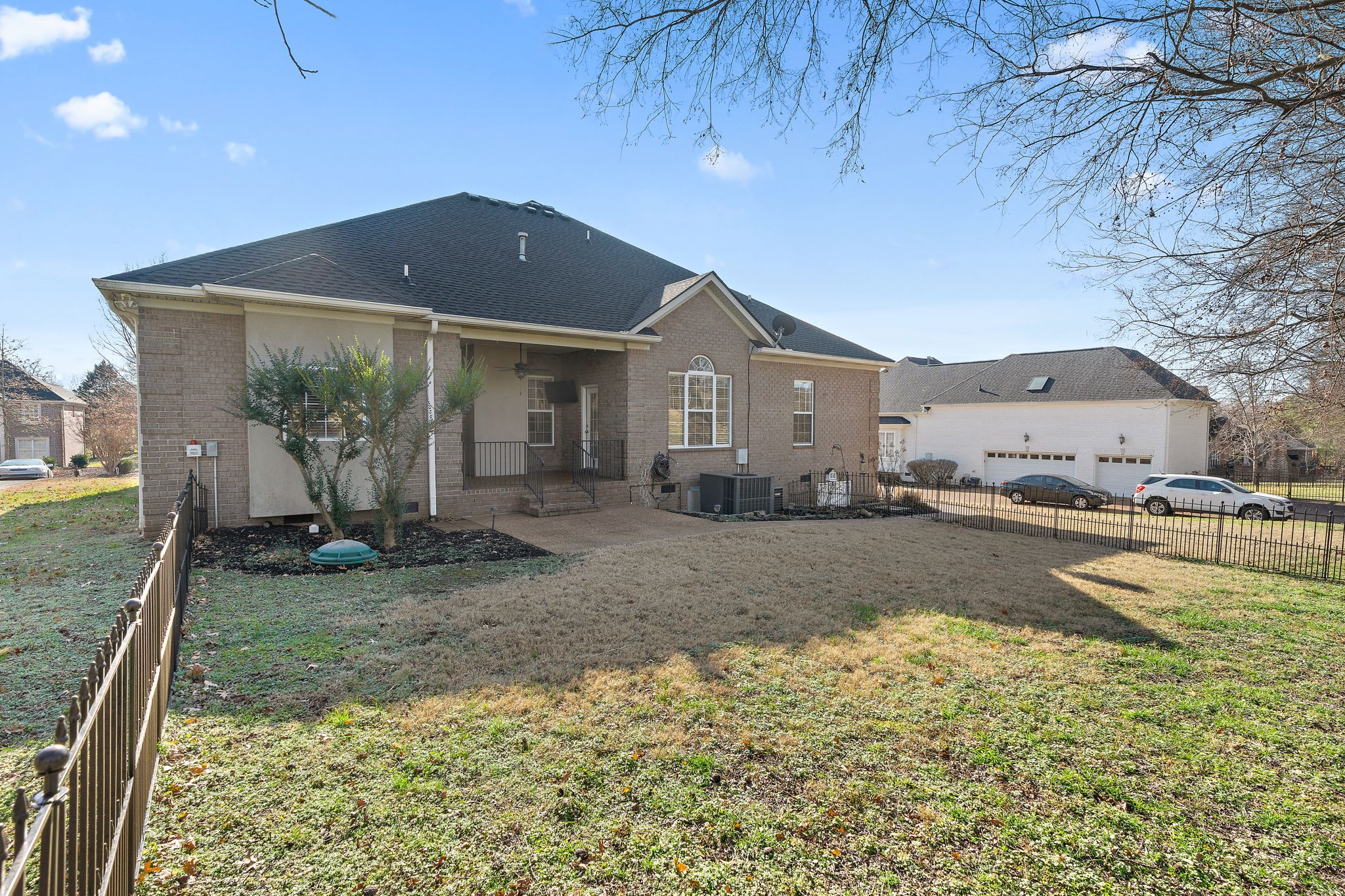 1011 Island Brook Dr Property Photo 19