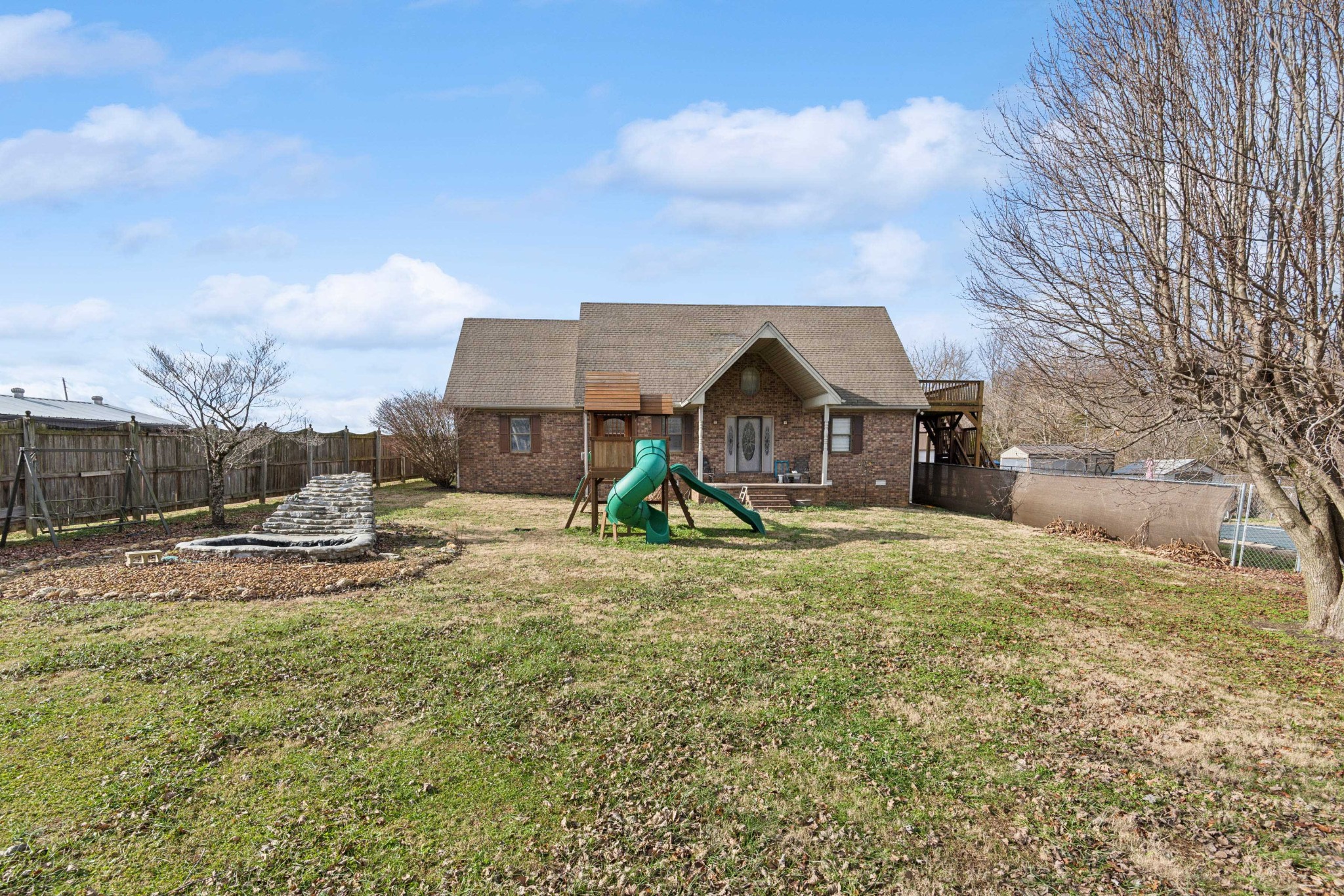 1835 Old Gamaliel Rd Property Photo 1
