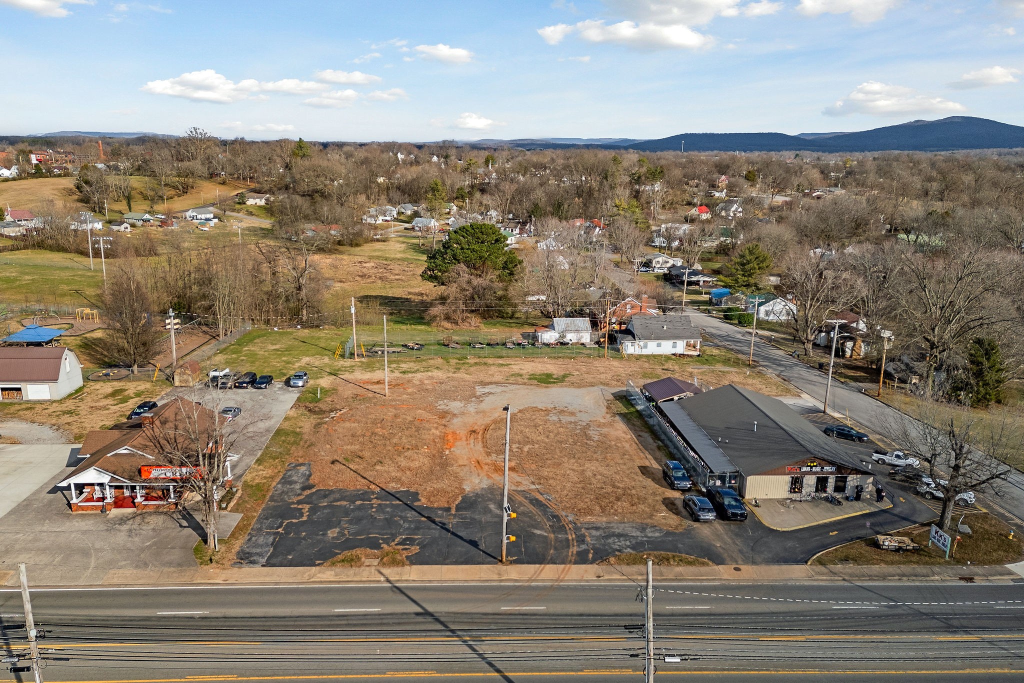 478 N Chancery St Property Photo 5