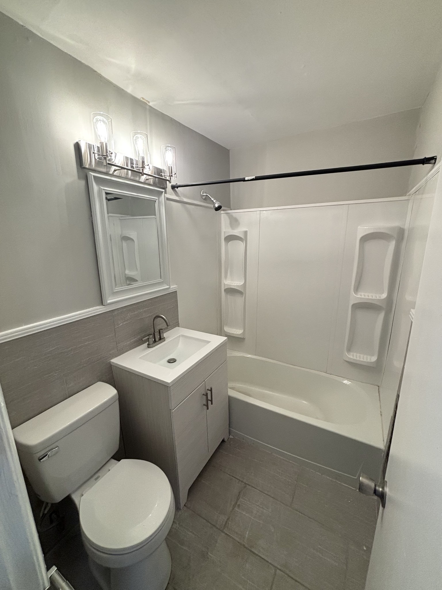 550 Harding Place D113 Property Photo 8