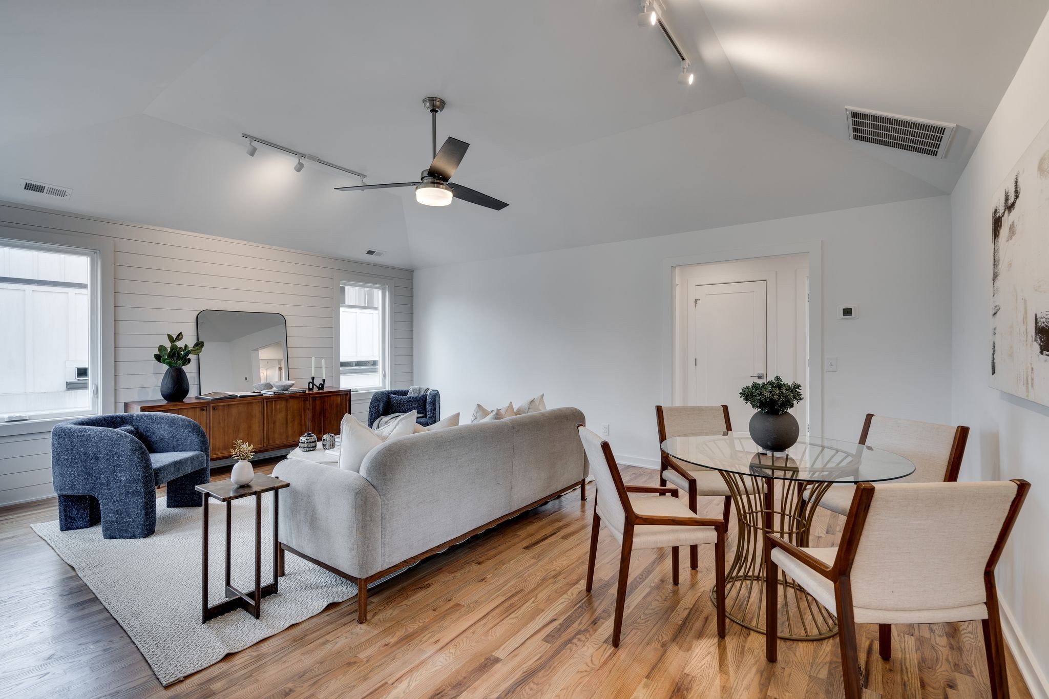 6015 Pennsylvania Ave Property Photo 12