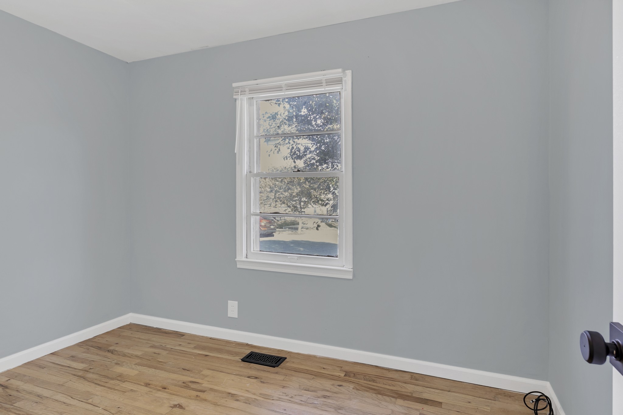 1703 Delta Ave Property Photo 8