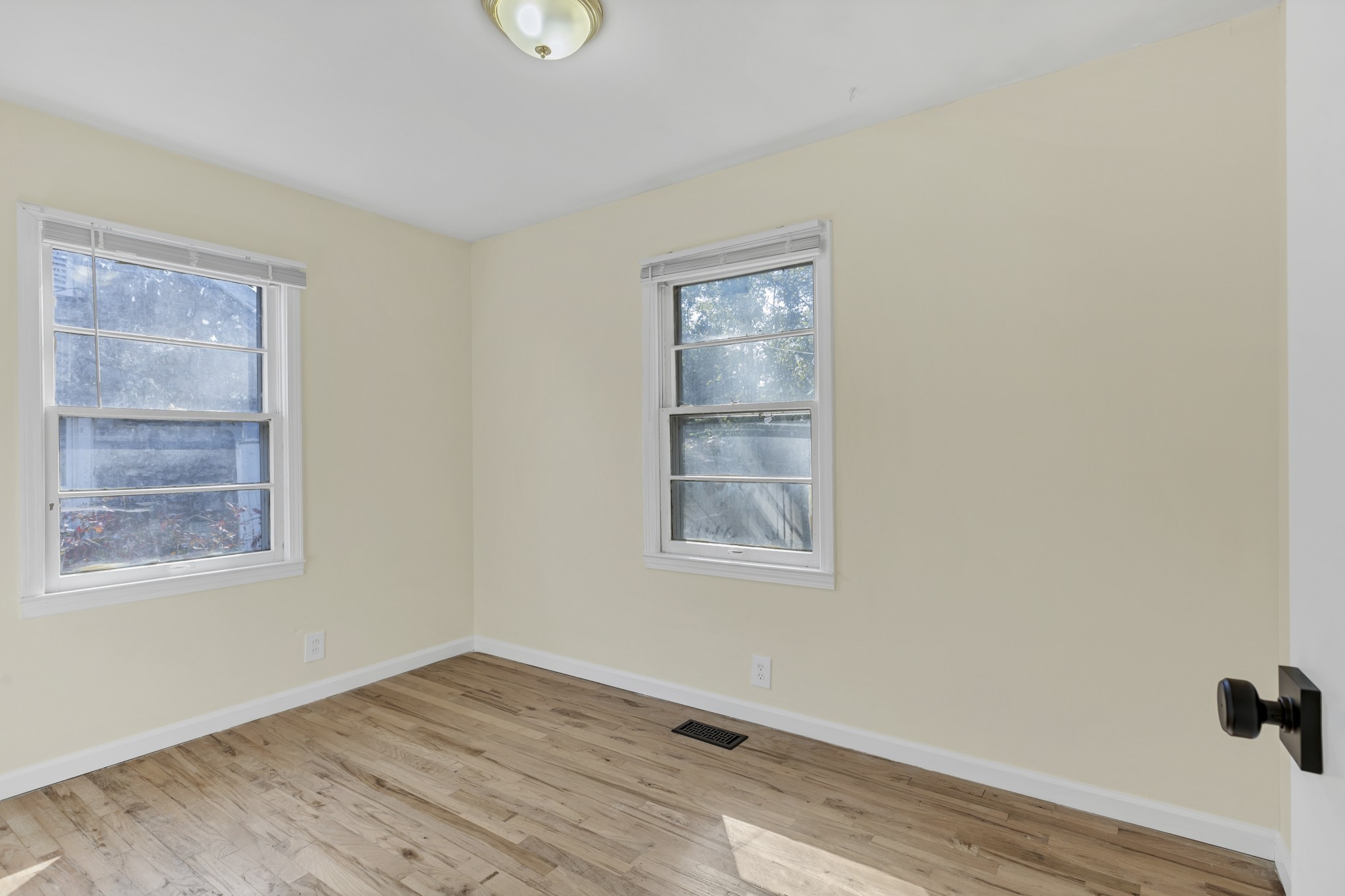 1703 Delta Ave Property Photo 12