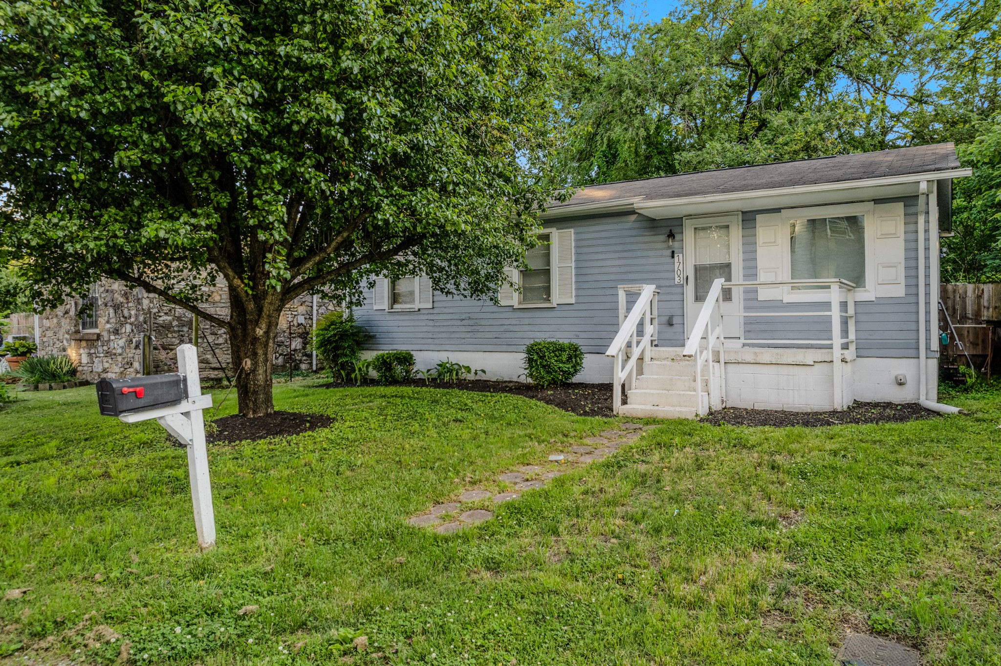 1703 Delta Ave Property Photo 18