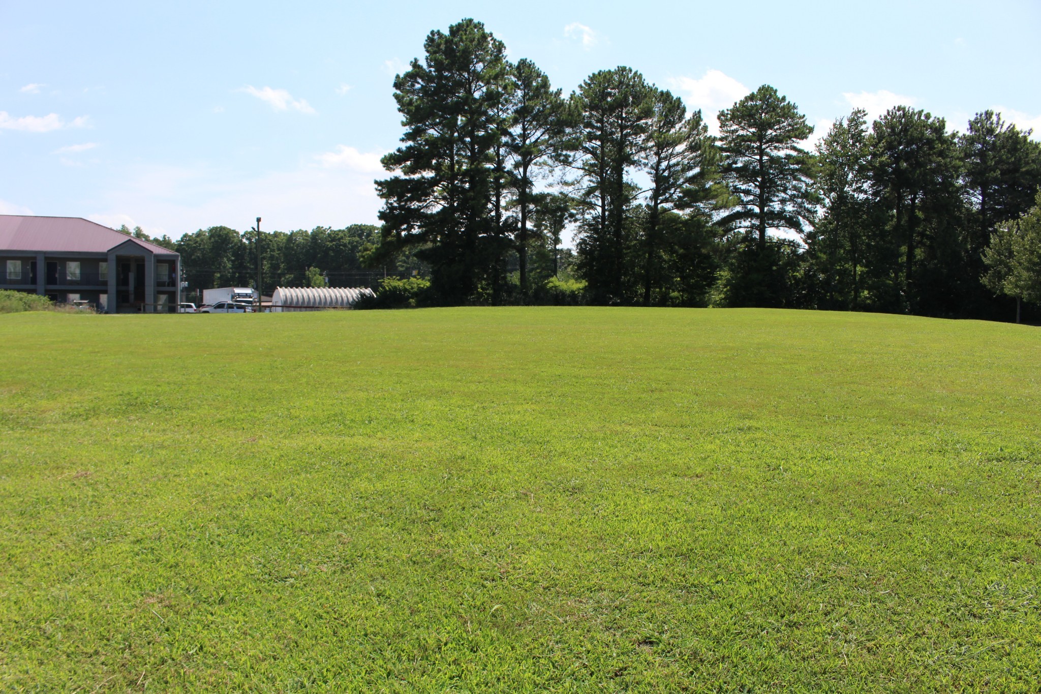 155 Expressway Dr Property Photo 7
