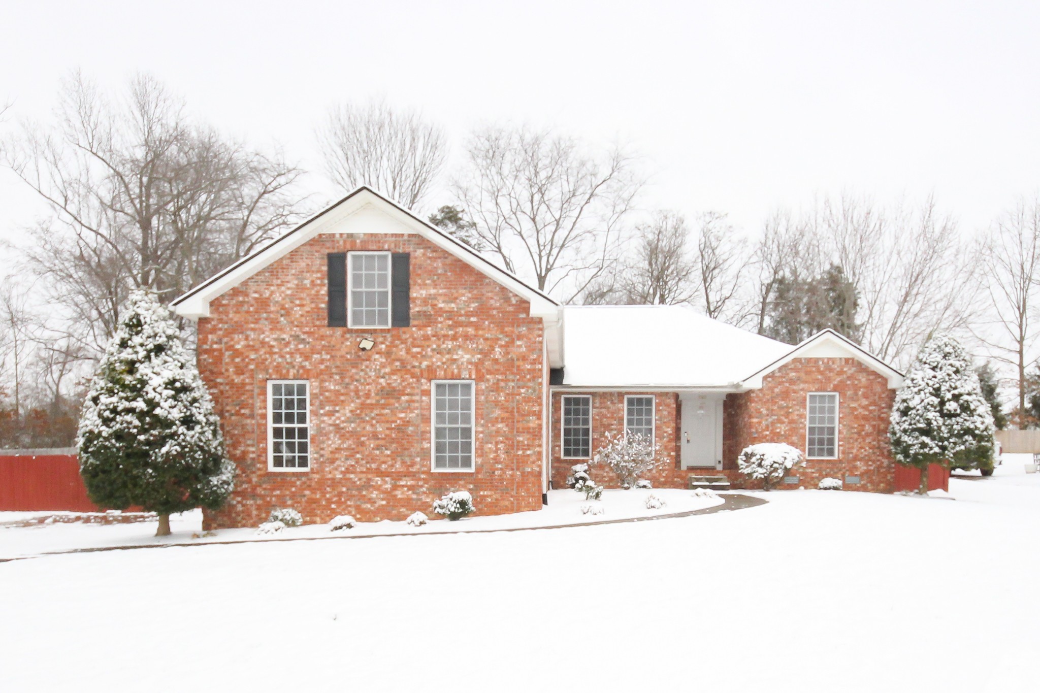 3363 Shetland Way Property Photo 5