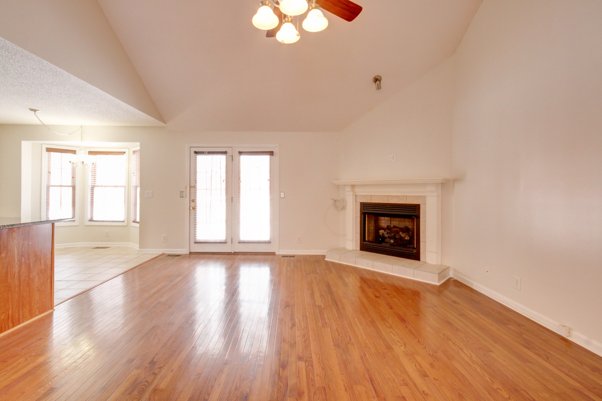3363 Shetland Way Property Photo 7