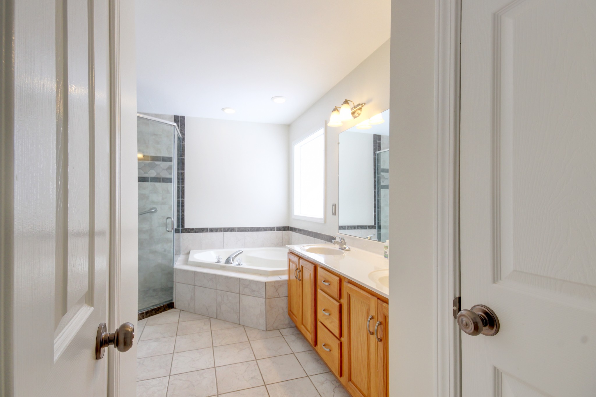 3363 Shetland Way Property Photo 28