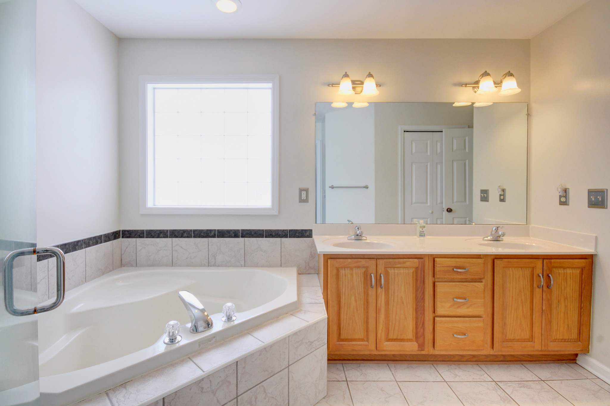 3363 Shetland Way Property Photo 31