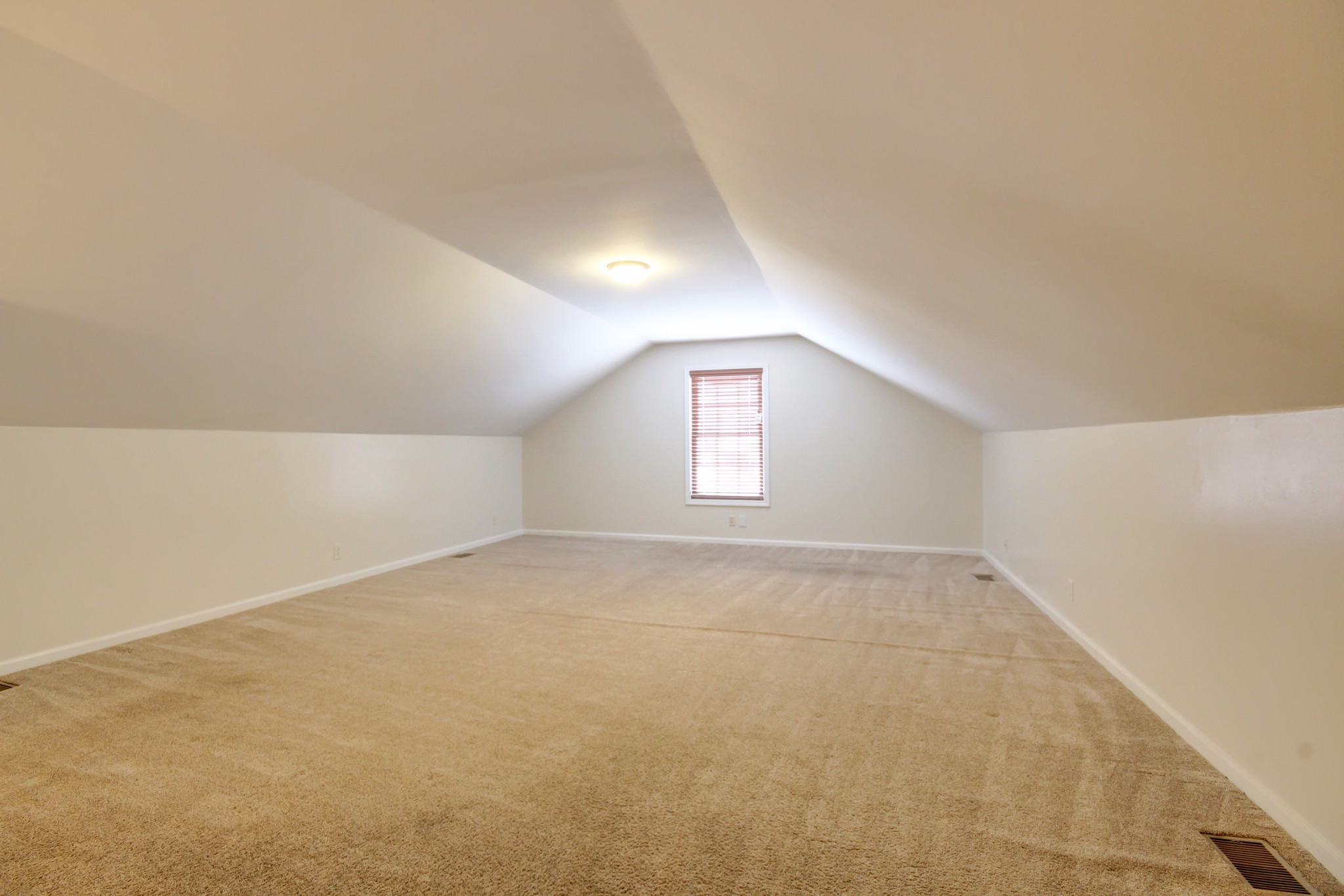 3363 Shetland Way Property Photo 35