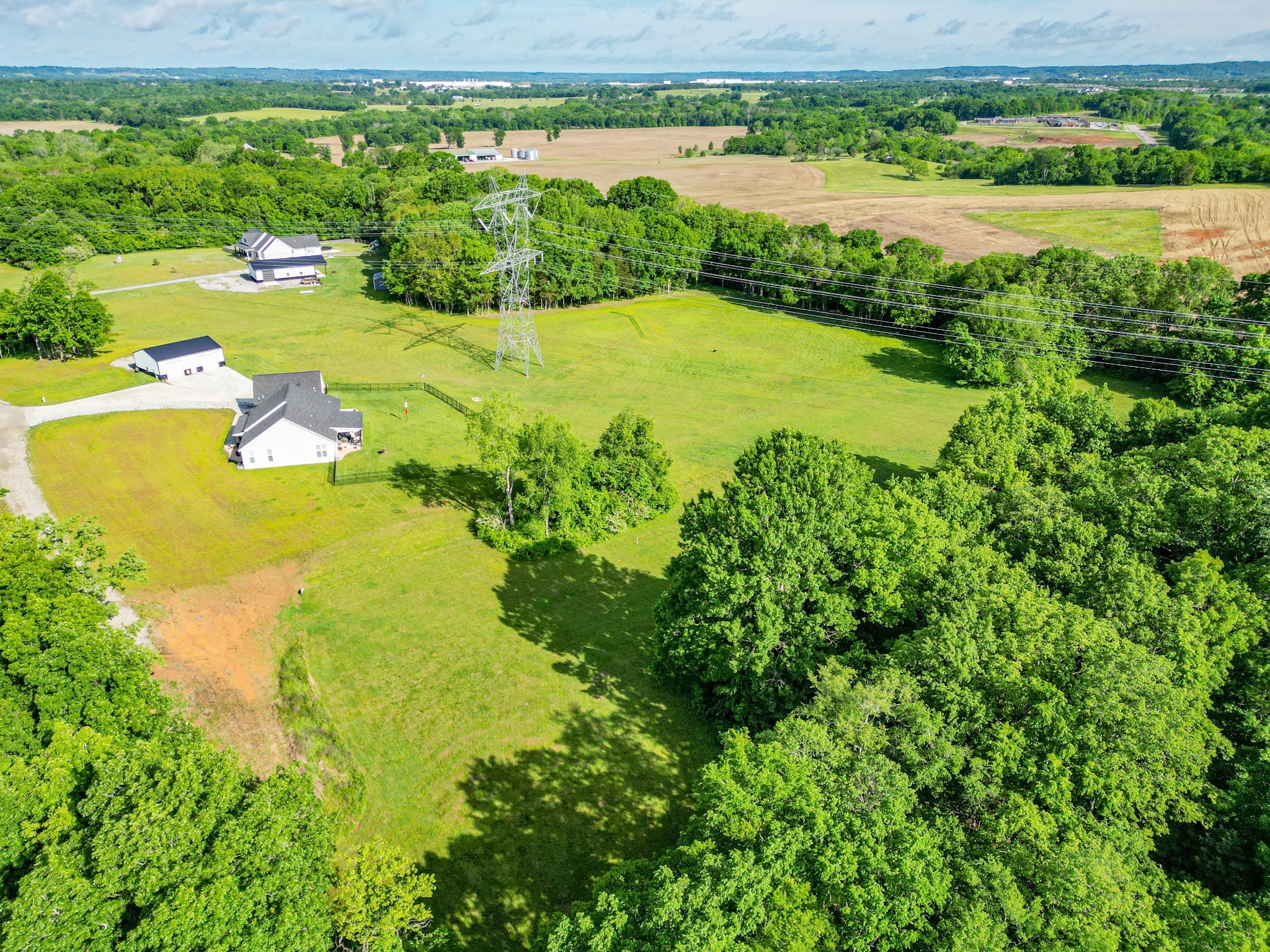 3189b Greens Mill Rd Property Photo 6