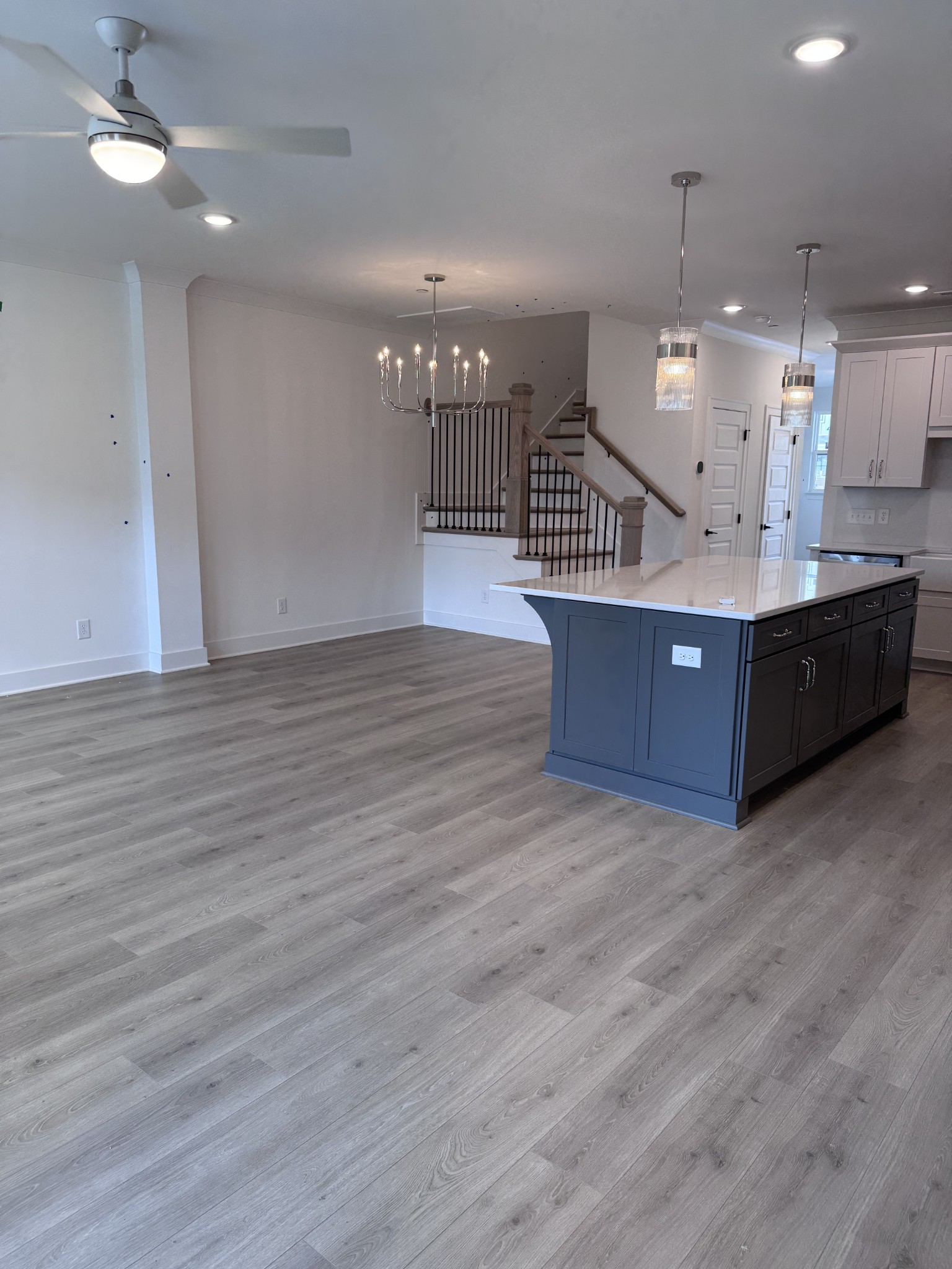 3057 Inman Dr Property Photo 4
