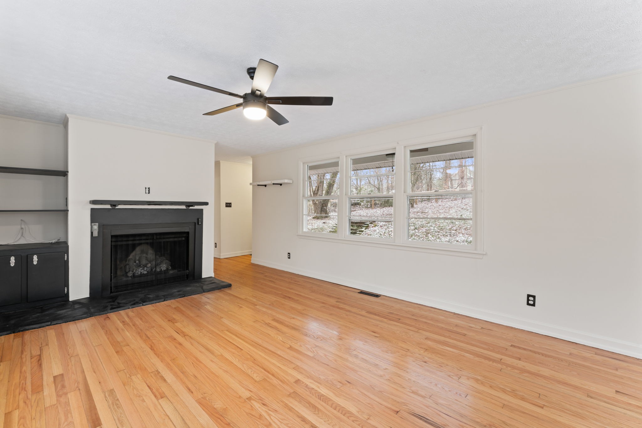 101 West Park Circle Property Photo 24