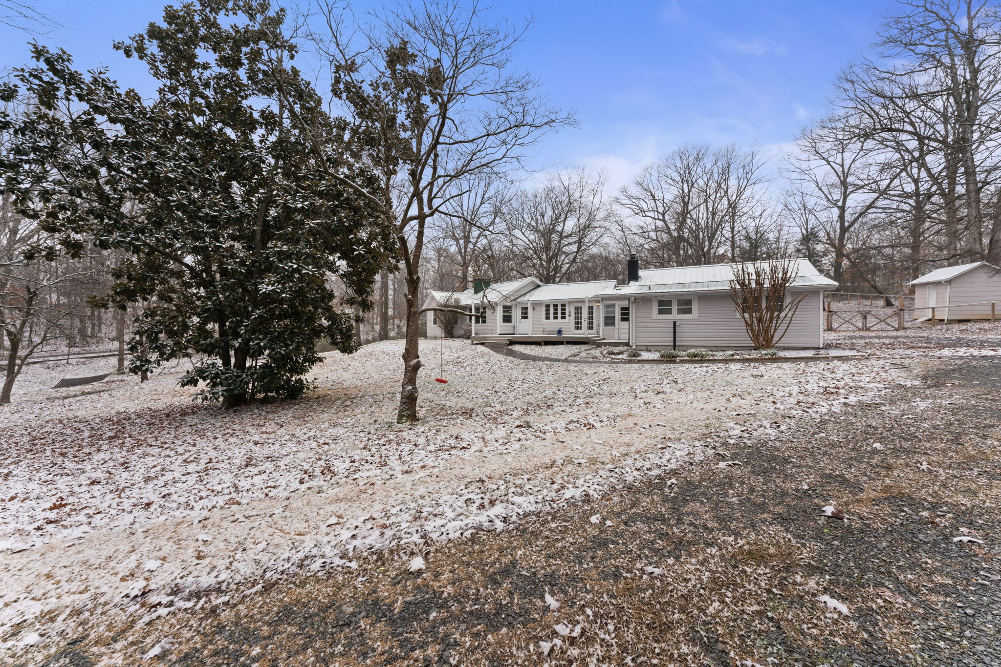 101 West Park Circle Property Photo 35