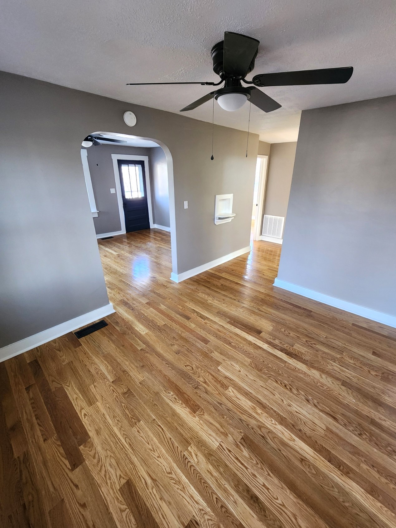 1830 Dimple Ct Property Photo 7