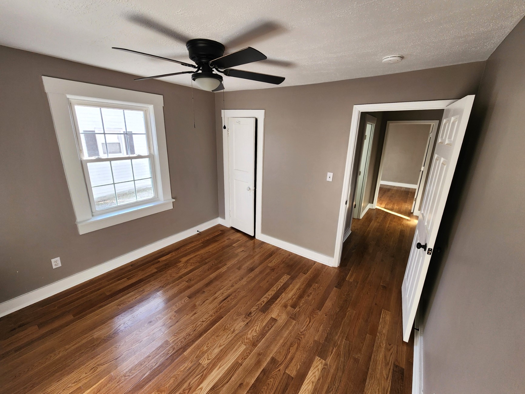1830 Dimple Ct Property Photo 13