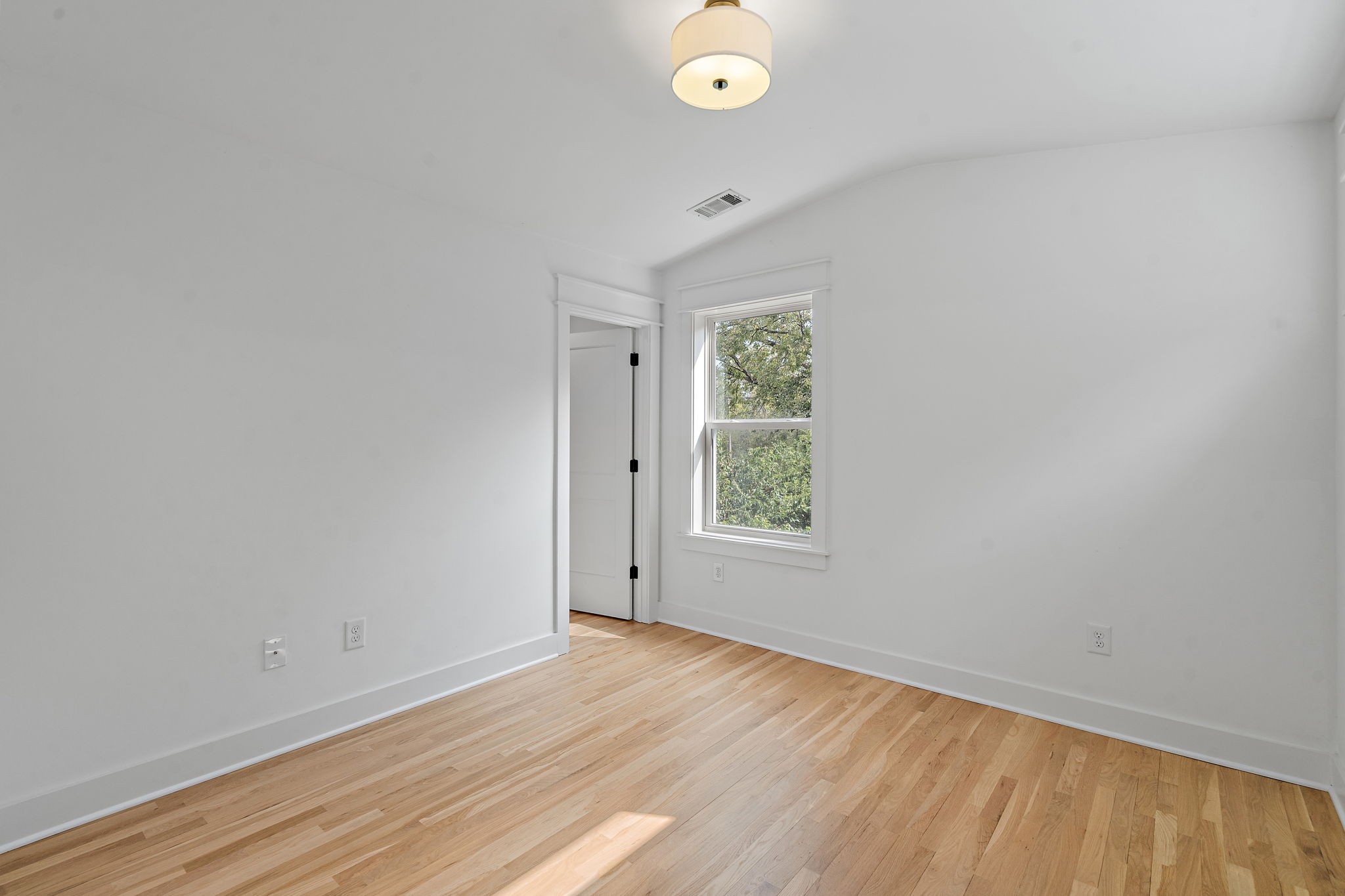 411 High St Property Photo 29